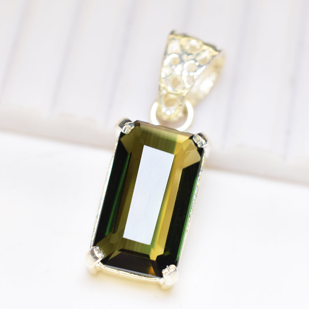 925 Sterling Silver CERTIFIED 24 Ct Natural Green Tourmaline Emerald Pendant