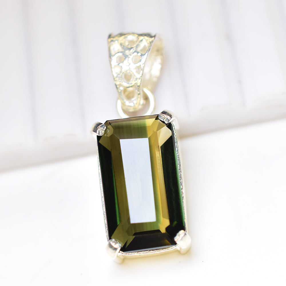 925 Sterling Silver CERTIFIED 24 Ct Natural Green Tourmaline Emerald Pendant