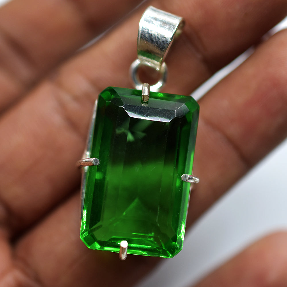 Free Delivery 925 Sterling Silver Pendant 56 Ct Topaz Green Emerald Cut Gemstone