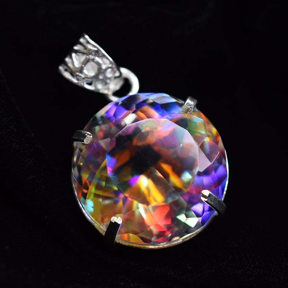 sterling silver topaz pendant