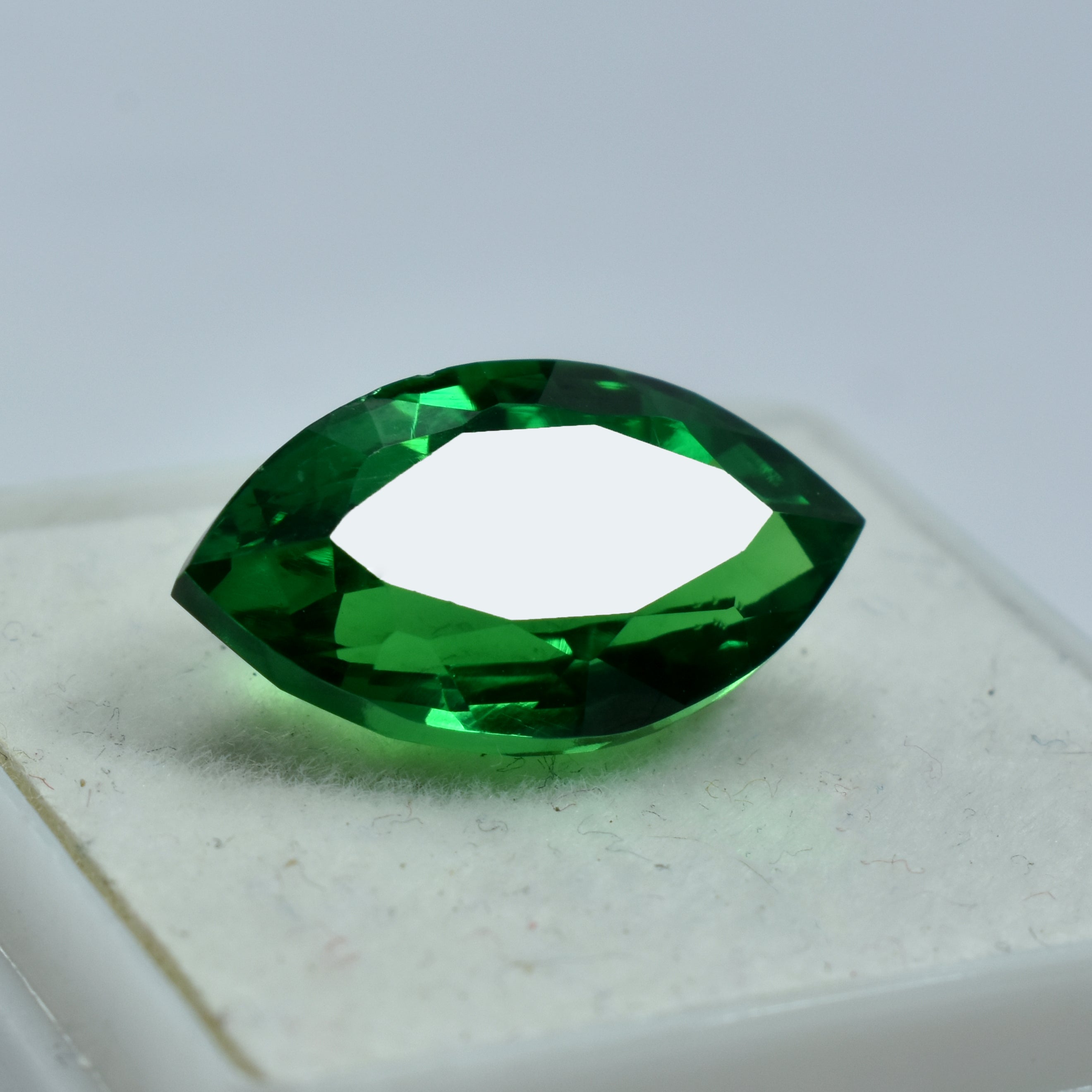 10.60 Ct Green A+ Quality Garnet Natural CERTIFIED Loose Gemstone Marquise Cut.