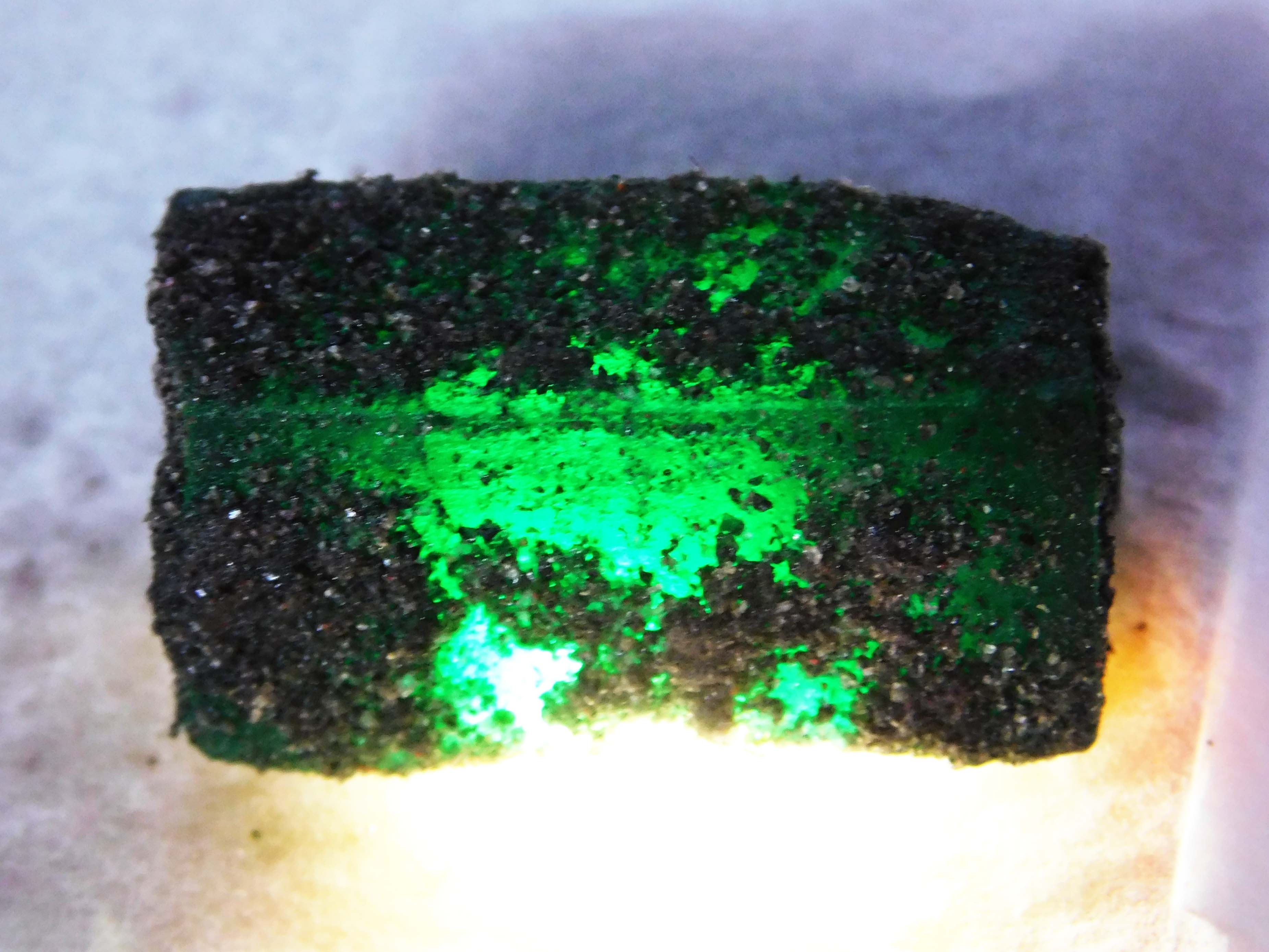 Certified Natural Green Emerald Rough 250 Ct Healing Uncut Shape Earth Mined Colombian Rare Found Rock-Green Emerald Rough beneficial for  the heart, lungs, and nervous system.