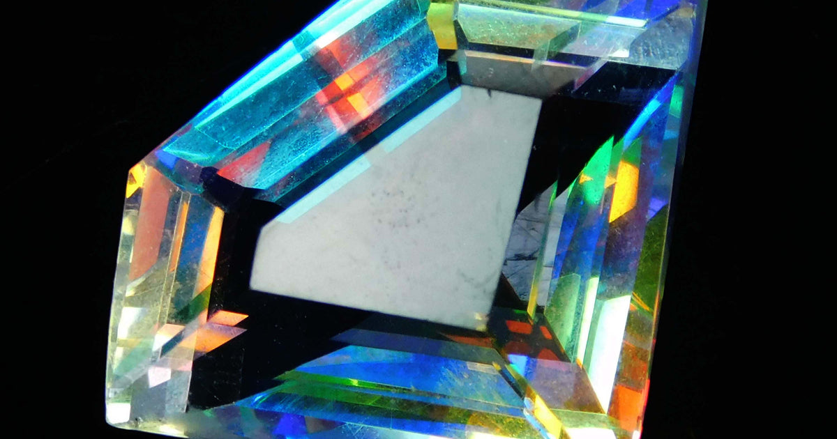 30 Ct Natural Rainbow Topaz Certified | GemsBuild – gemsbuild