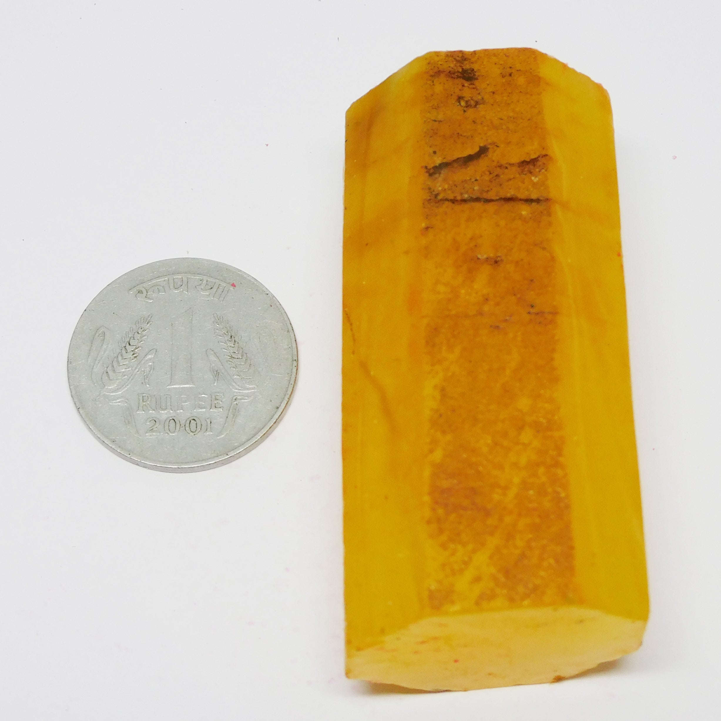 Natural Rough 525.44 Carat Yellow Sapphire Rough Certified Loose Gemstone , Mineral Raw Rough