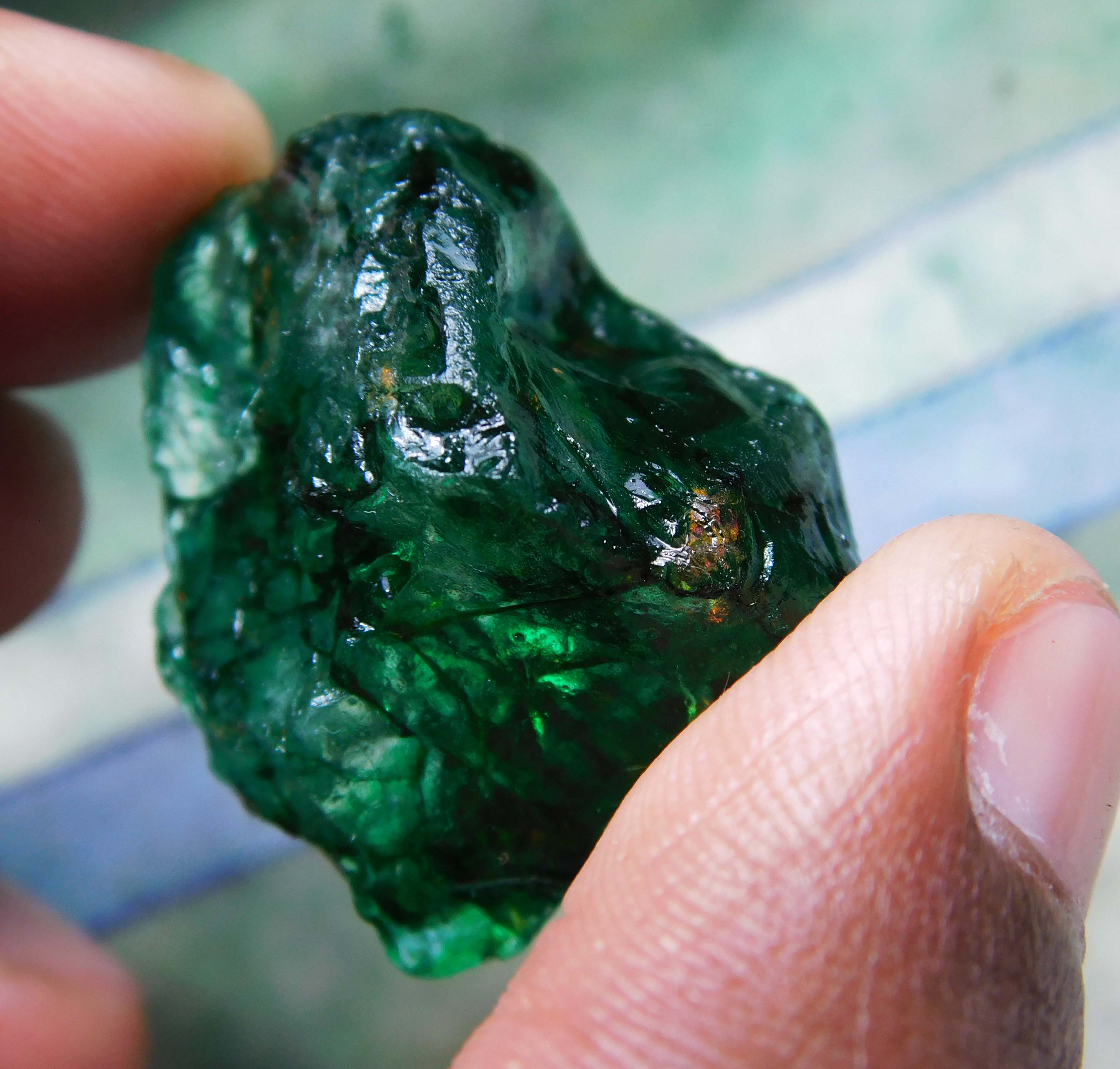 Natural Green Emerald Rough High-Quality 50 Carat Huge Certified Green Emerald Raw Rough New Year and Winter Sale