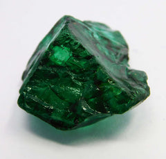 555 Ct Green Emerald Rough Excellent Quality Of Loose Gemstone Uncut Rough Use In Making Jewelry Loose Gemstone