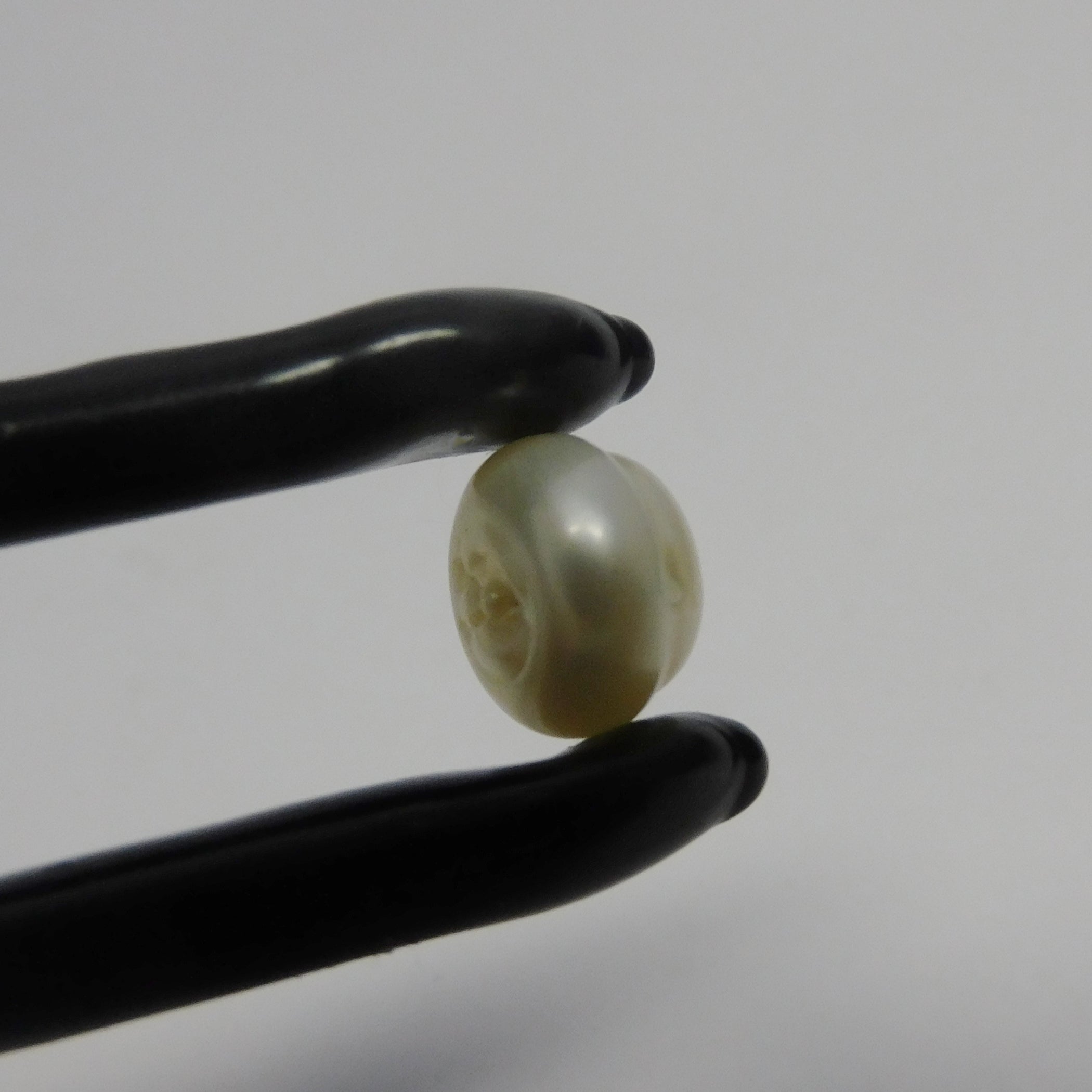 Mother's Day Special Offer !! Genuine Fresh Water Pearl 3.95 Carat Natural Certified White Pearl Loose Gemstone | Free Shipping With Extra Free Gift |
