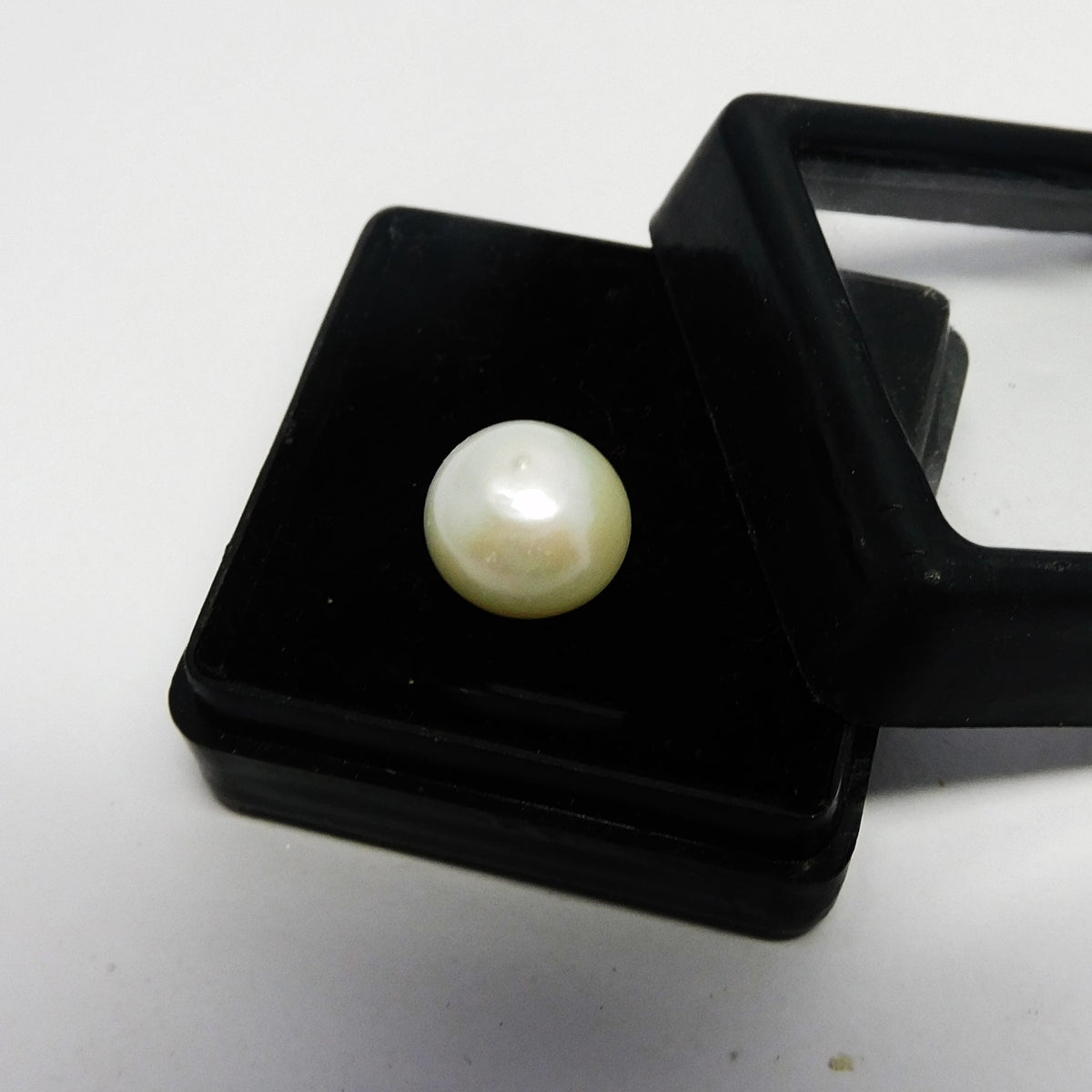 White Color Fresh SEA Pearl 3.80 Carat Round Shape Natural CERTIFIED Loose Gemstone | Beautiful Necklace | Rings Making