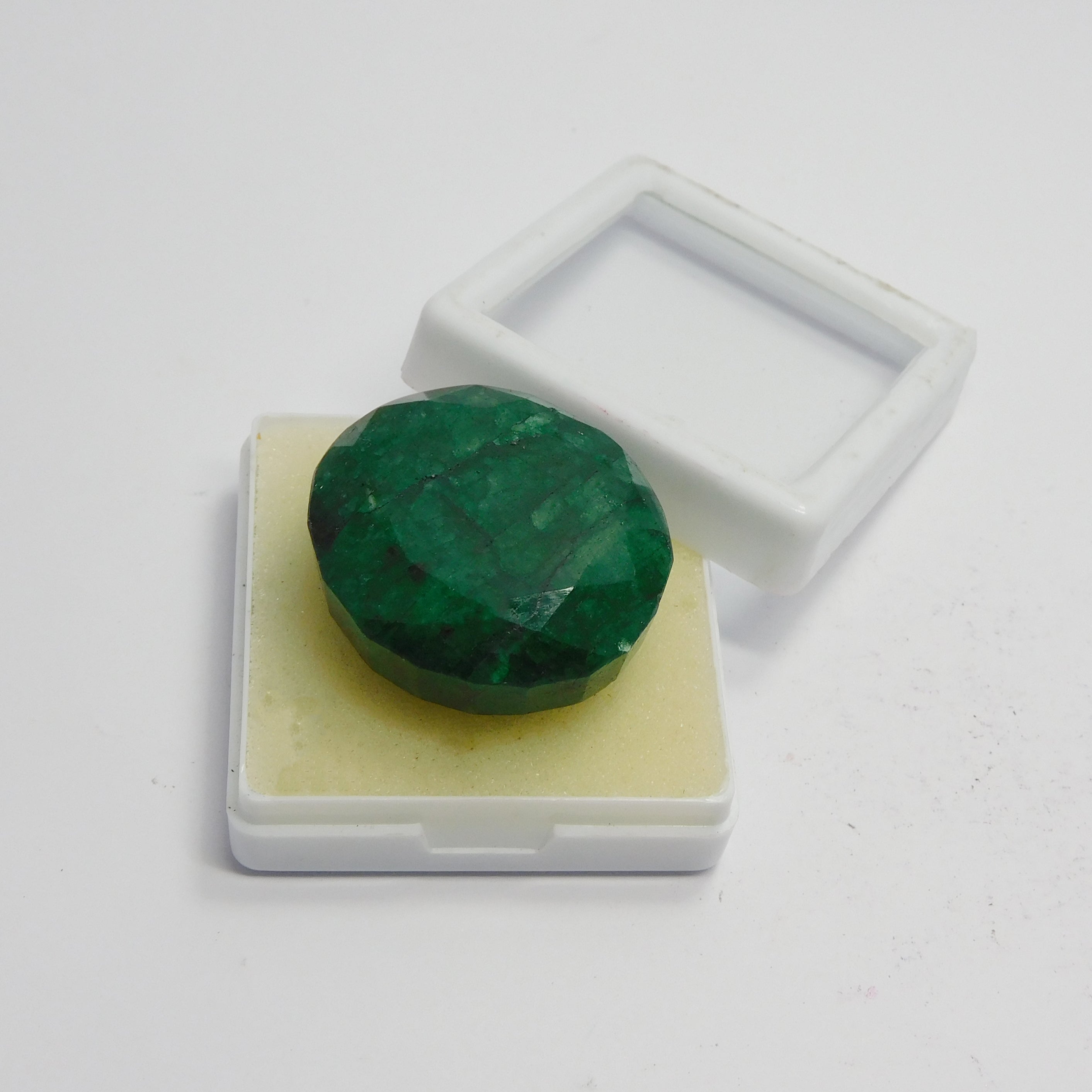 Brilliant Cut Offer On Green Emerald !! Colombian Emerald Oval Shape Certified 100.00 Carat Natural Green Emerald Loose Gemstone