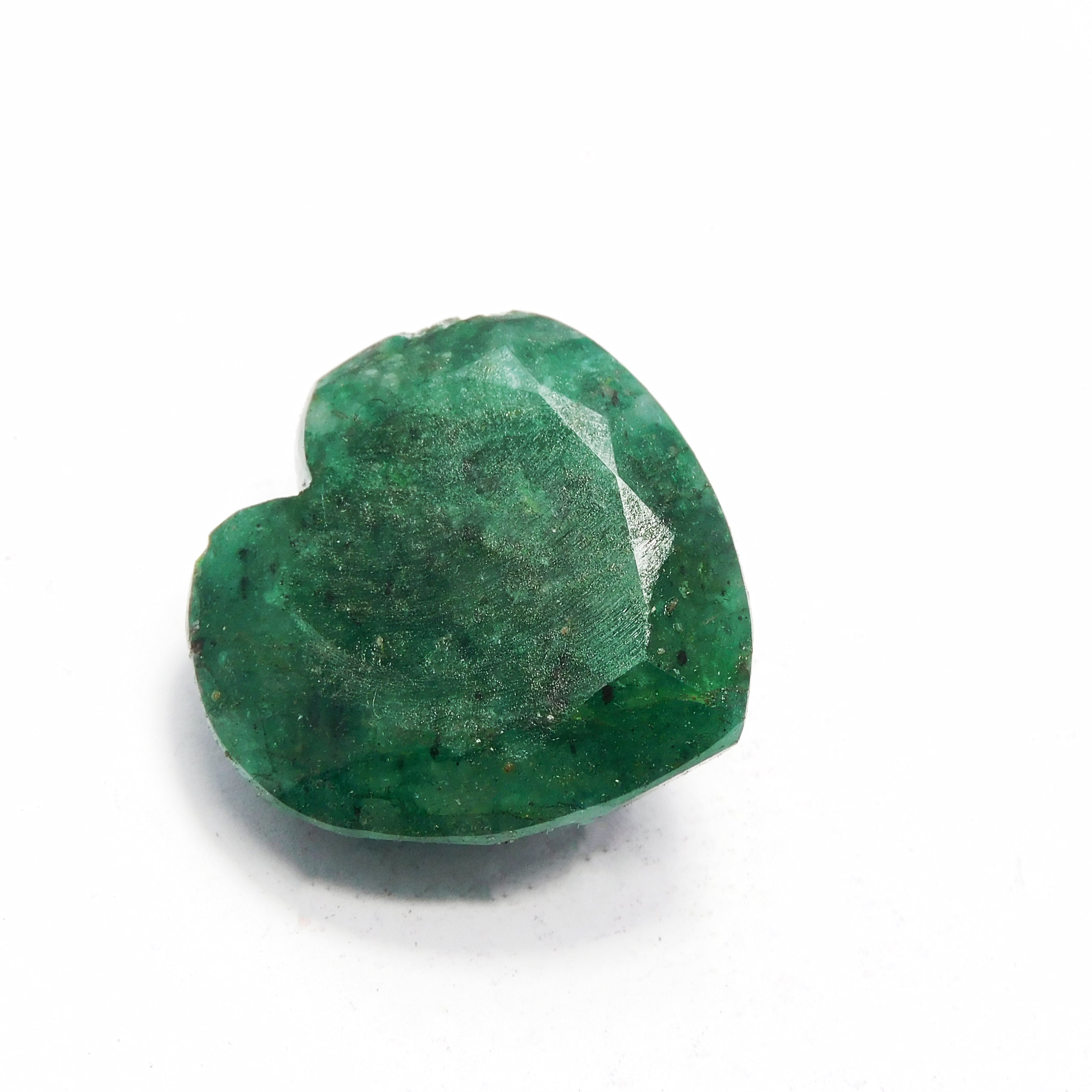 Big Size Emerald Green Certified Heart Cut 108.20 Carat Natural Emerald Green Loose Gemstone