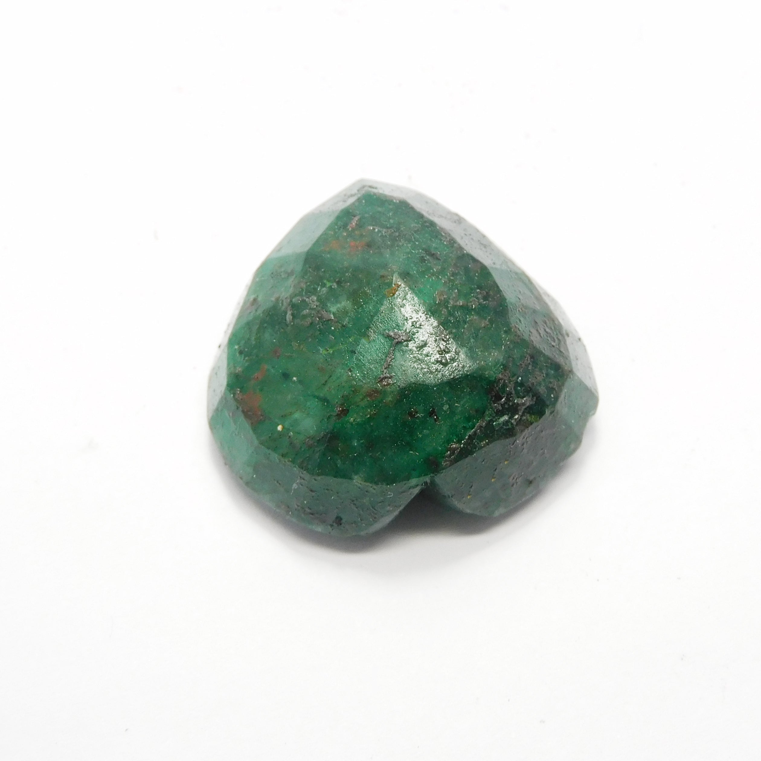 Big Size Emerald Green Certified Heart Cut 108.20 Carat Natural Emerald Green Loose Gemstone