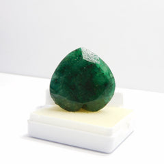 Big Size Emerald Green Certified Heart Cut 108.20 Carat Natural Emerald Green Loose Gemstone