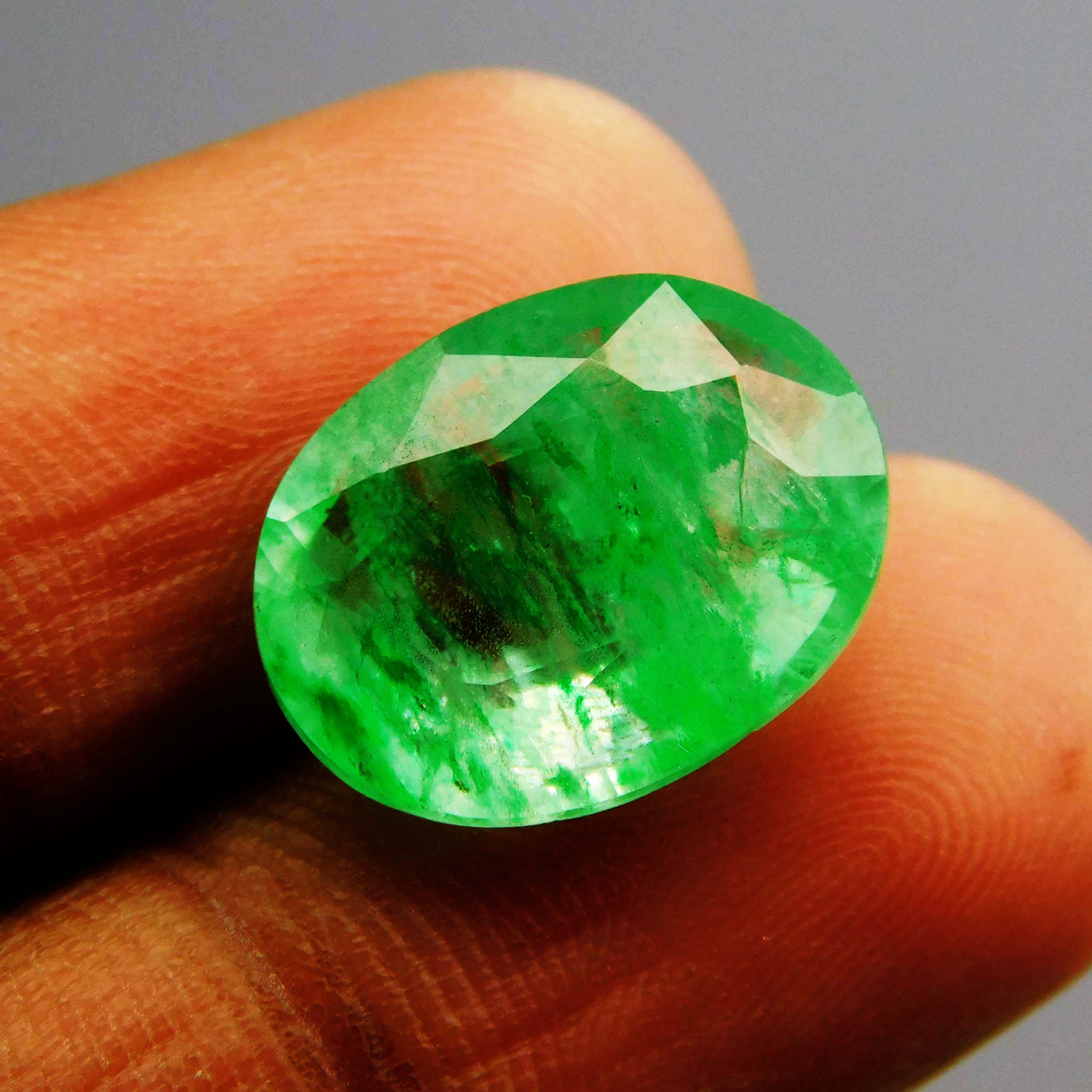 Emerald Green Colombian 7 Ct Natural CERTIFIED Oval Cut Loose Gemstone