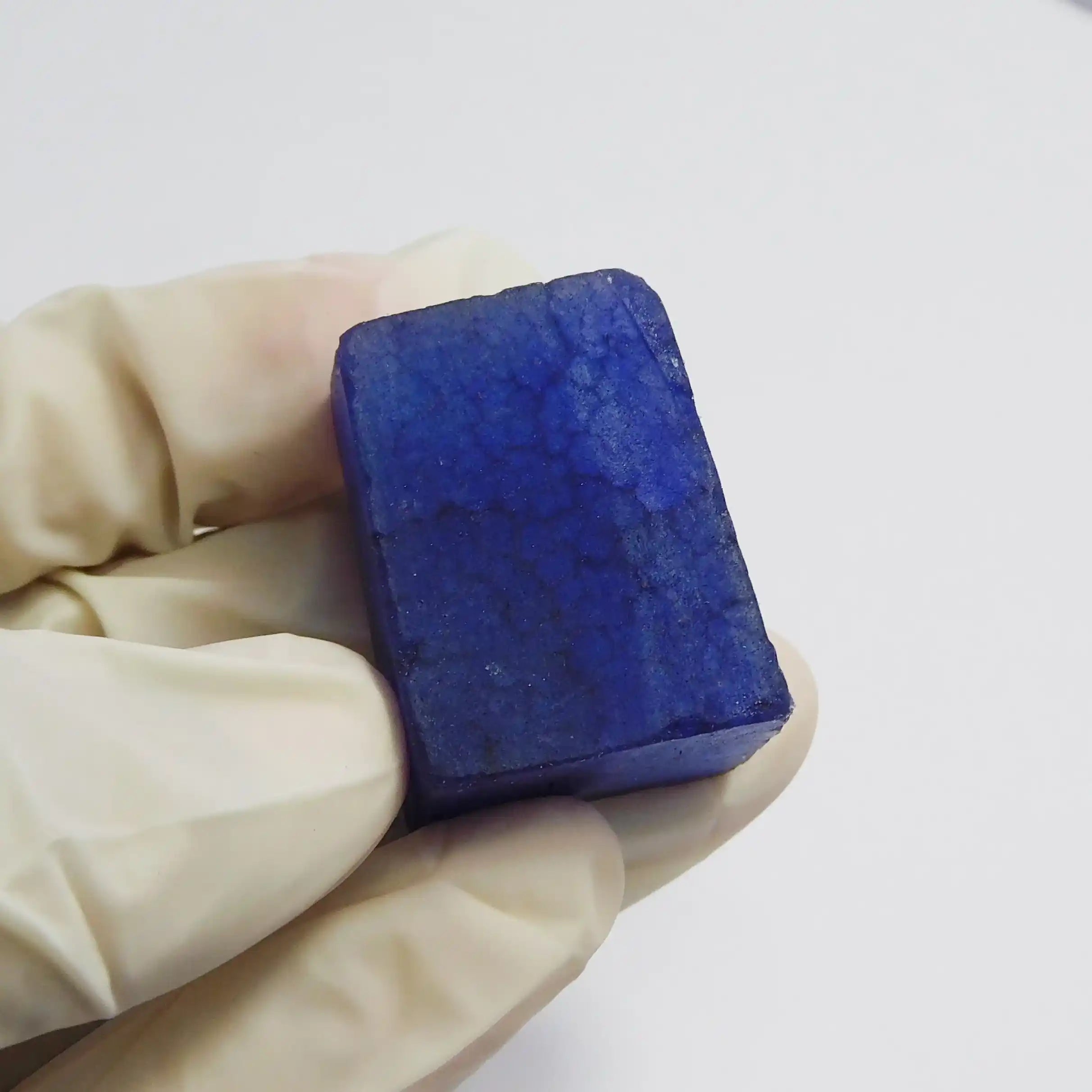 rough sapphire for sale