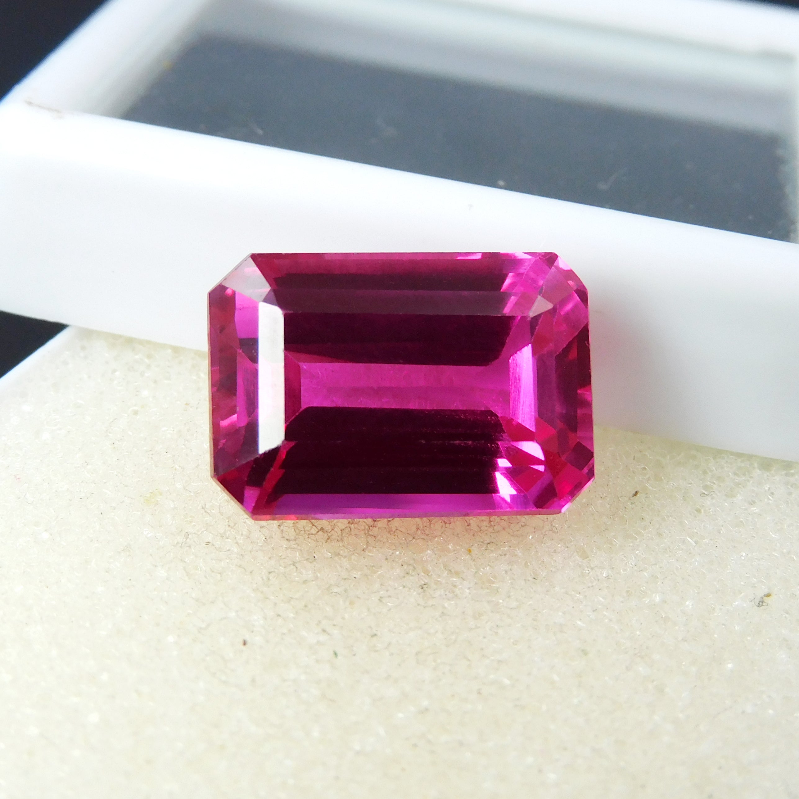 Pinkies Ruby Form Mozambique 17.55 Carat Natural Ruby Emerald Cut Loose Gemstone CERTIFIED Pink Ruby