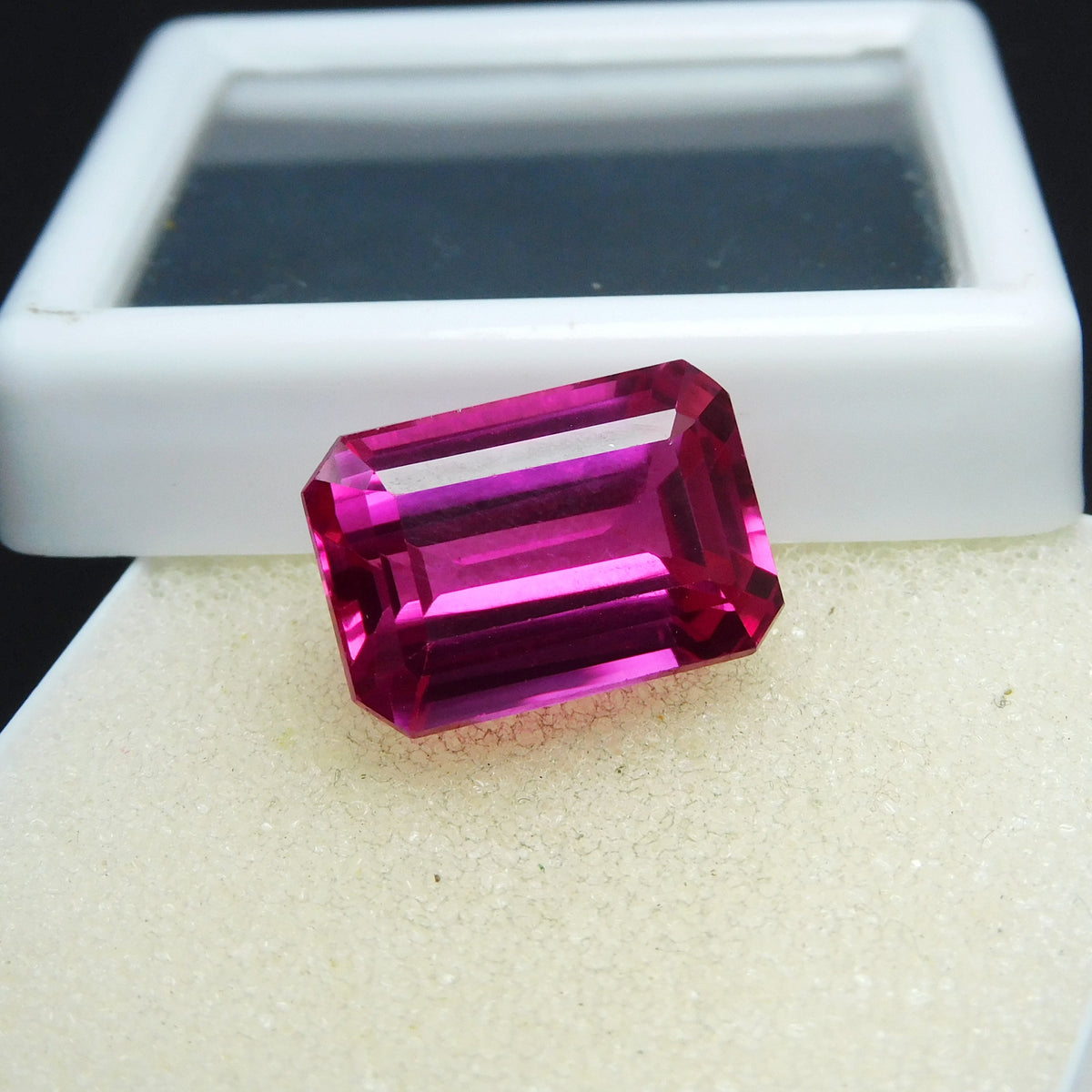 Pinkies Ruby Form Mozambique 17.55 Carat Natural Ruby Emerald Cut Loose Gemstone CERTIFIED Pink Ruby