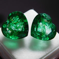 Green Emerald 20.52 Ct Colombian CERTIFIED Natural Heart Cut Rare Loose Gemstone