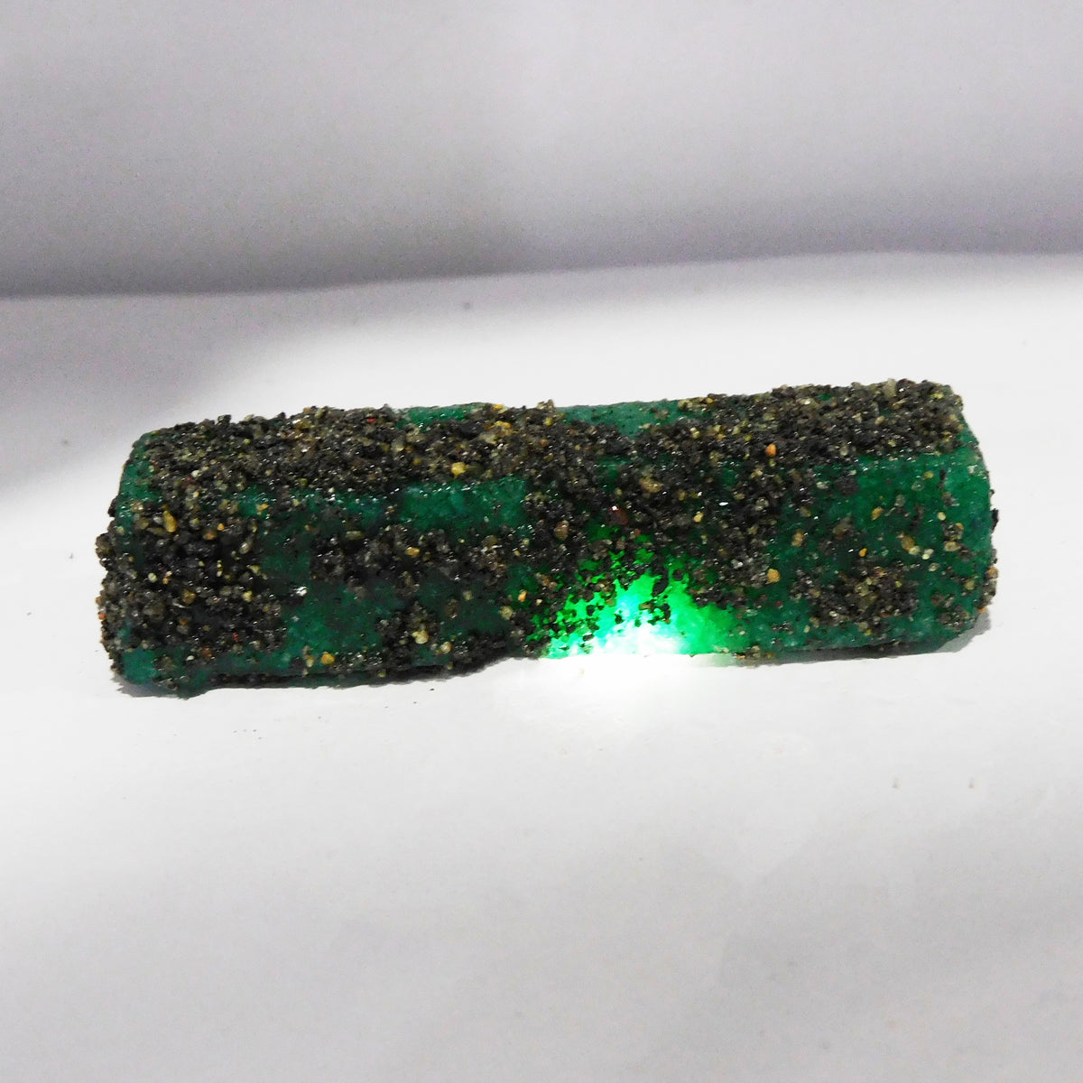 Uncut Rough Raw Rough CERTIFIED Emerald Green 227.30 Carat Natural Loose Gemstone