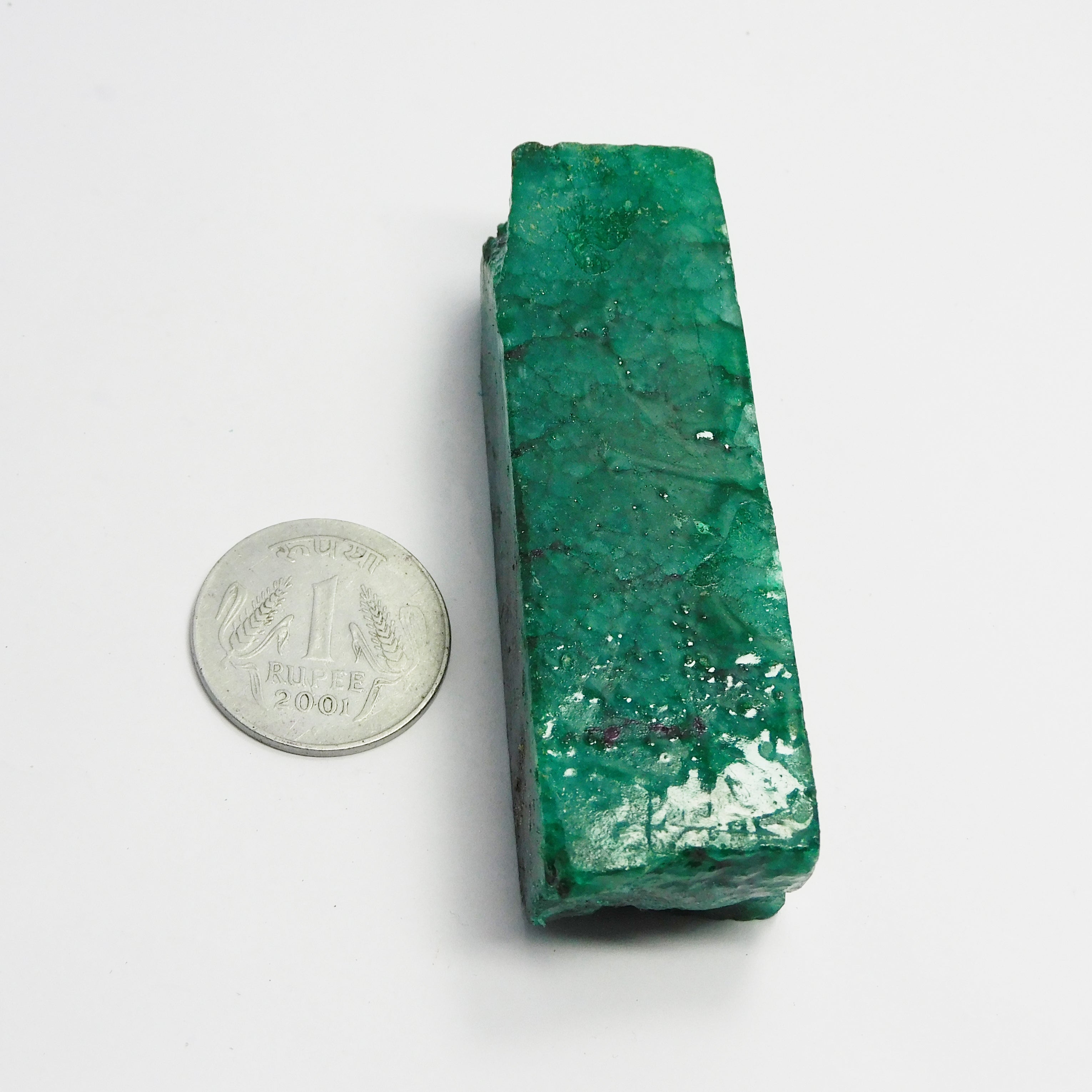 Uncut Shape Emerald 500.90 Carat Natural Emerald Green Raw Rough CERTIFIED Loose Gemstone