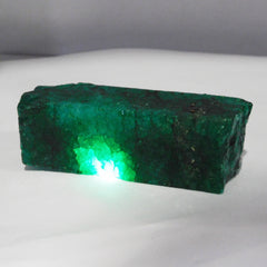 Uncut Shape Emerald 500.90 Carat Natural Emerald Green Raw Rough CERTIFIED Loose Gemstone