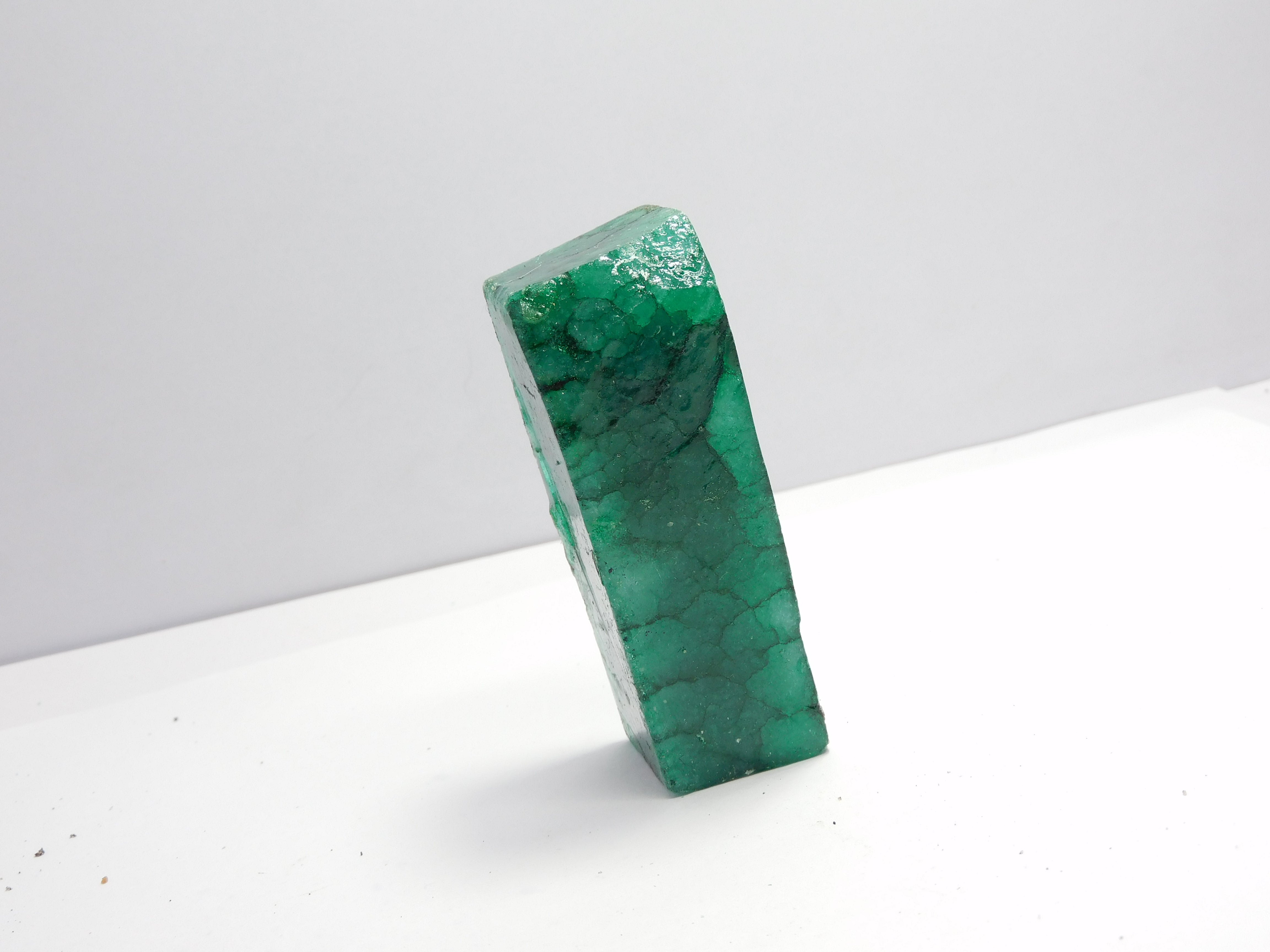 Healing Rough - Natural Green Colombian Emerald 508.25 Carat Emerald Green CERTIFIED Loose Gemstone Raw Rough| Best For Jwelery Making | Gift Gift For Her/ Him