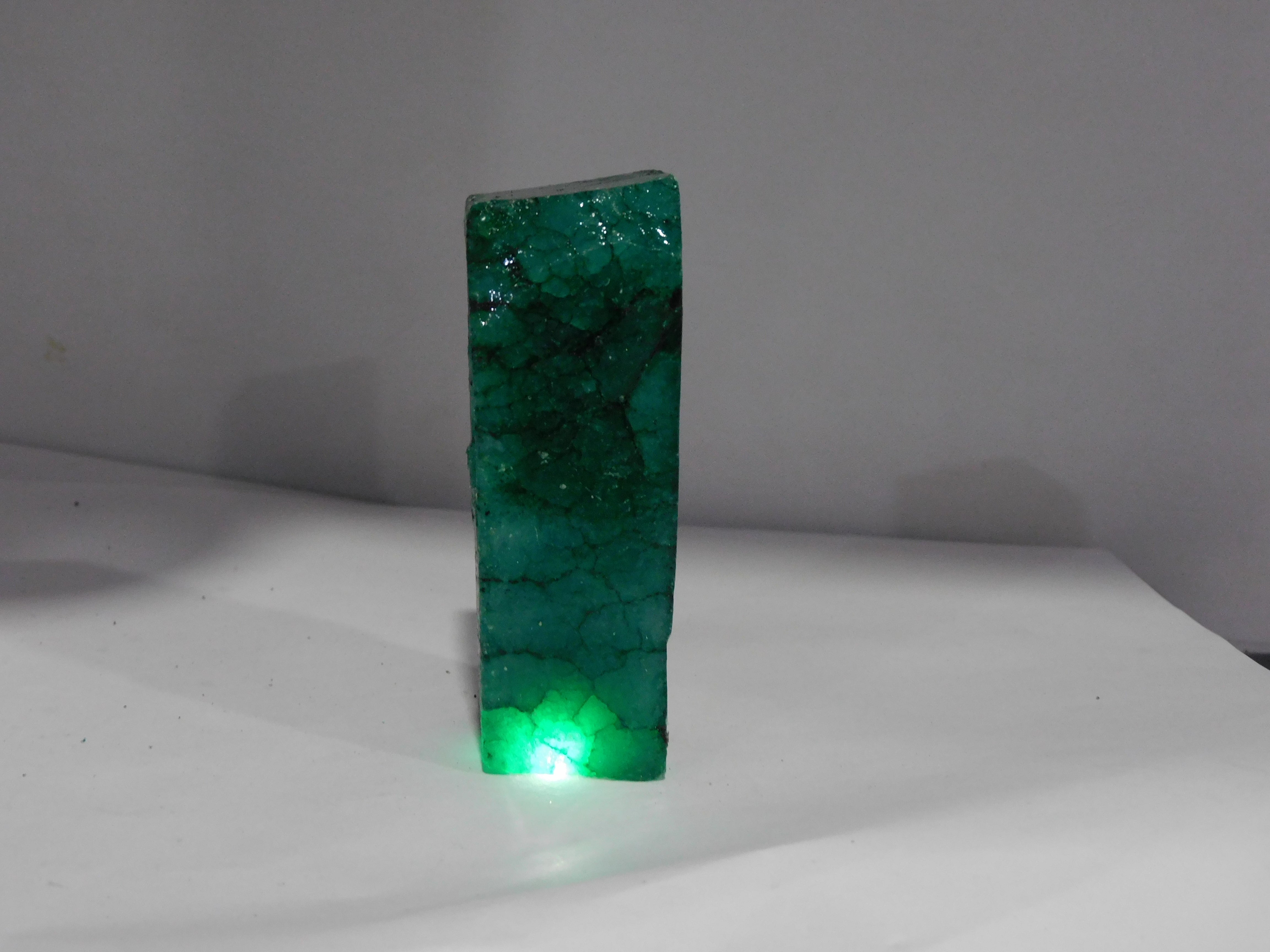 Healing Rough - Natural Green Colombian Emerald 508.25 Carat Emerald Green CERTIFIED Loose Gemstone Raw Rough| Best For Jwelery Making | Gift Gift For Her/ Him