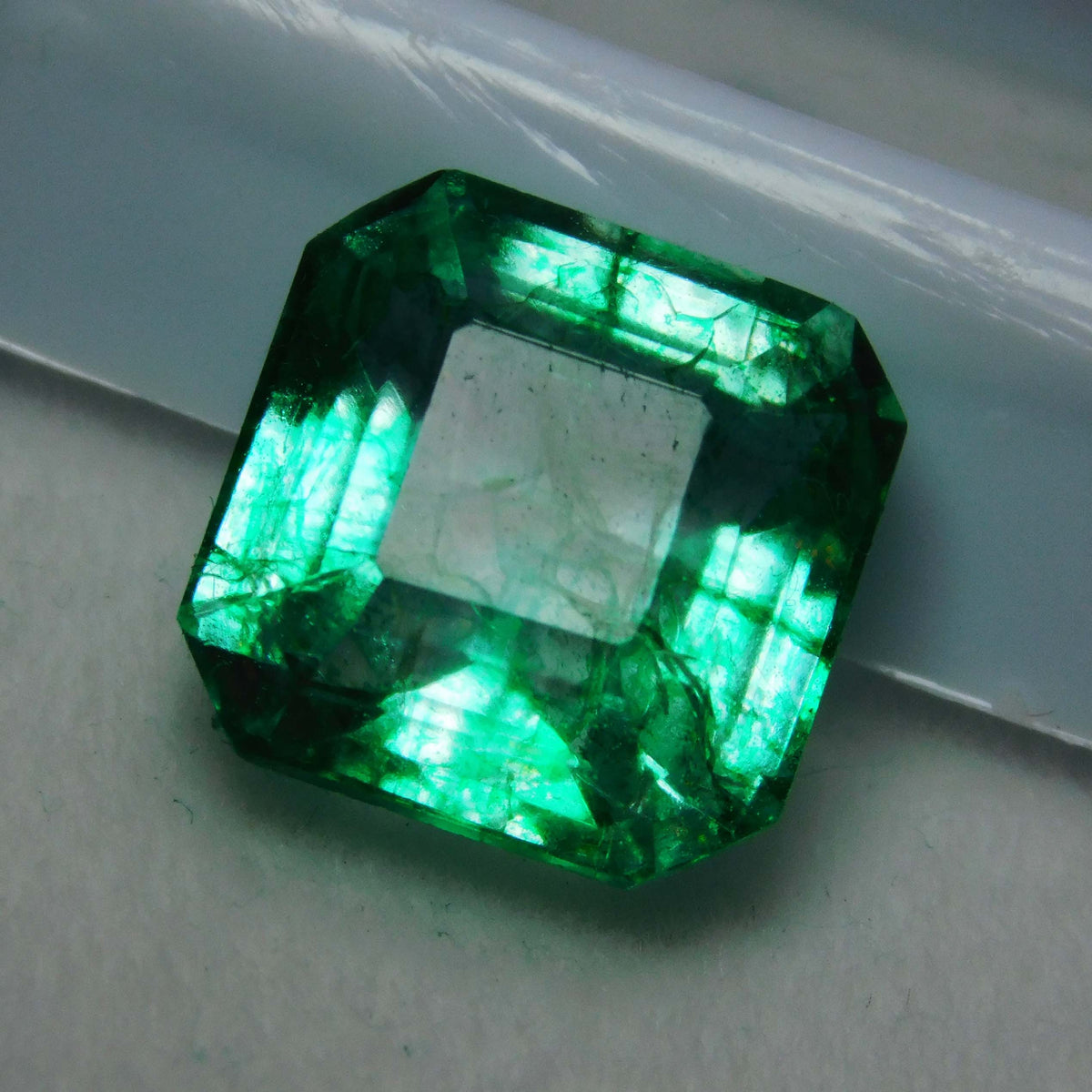 Natural Green Colombian Emerald Square Cut 7 Carat CERTIFIED Loose Gemstone