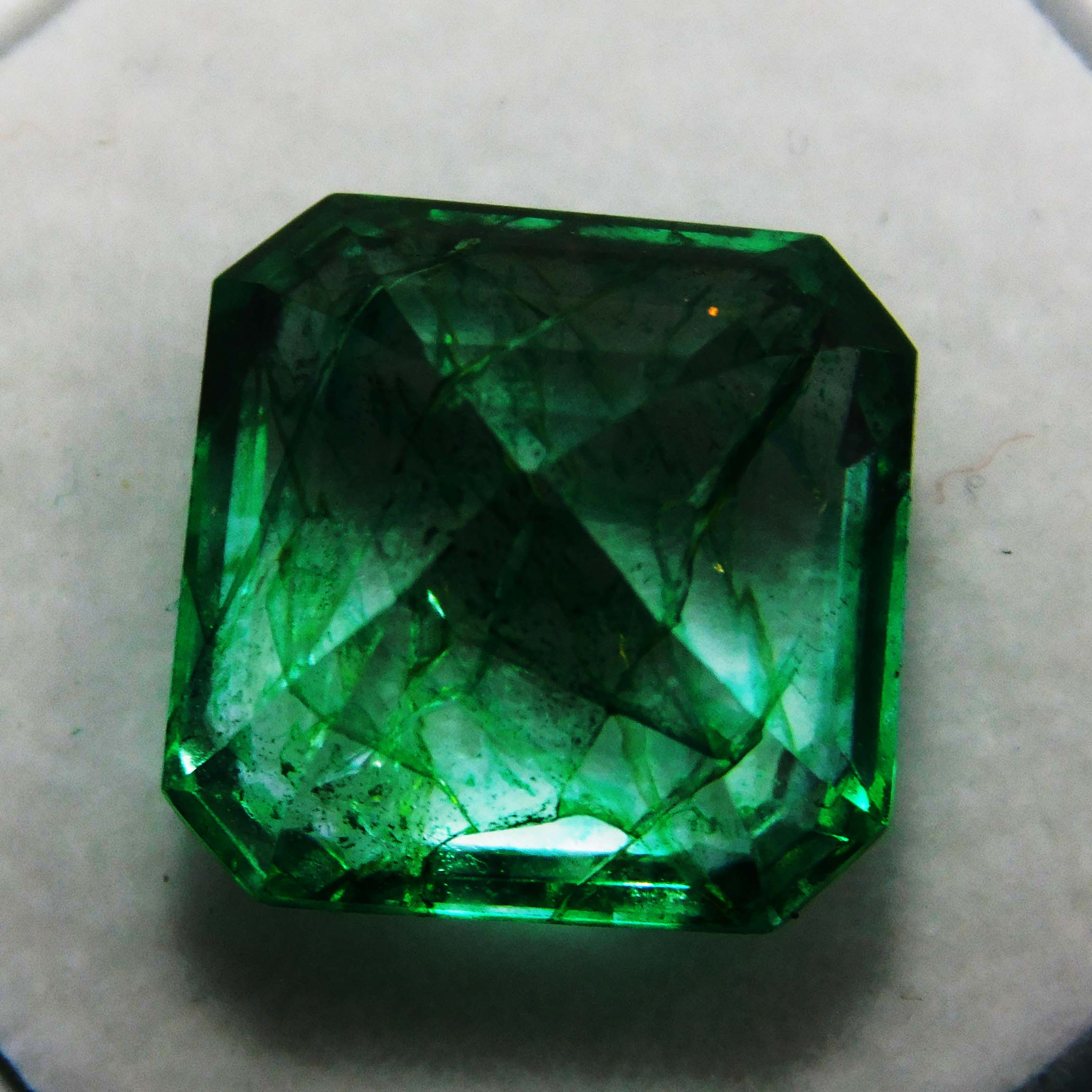 10.50 Ct Natural Emerald Green Colombian CERTIFIED Square Cut Loose Gemstone A-3914b