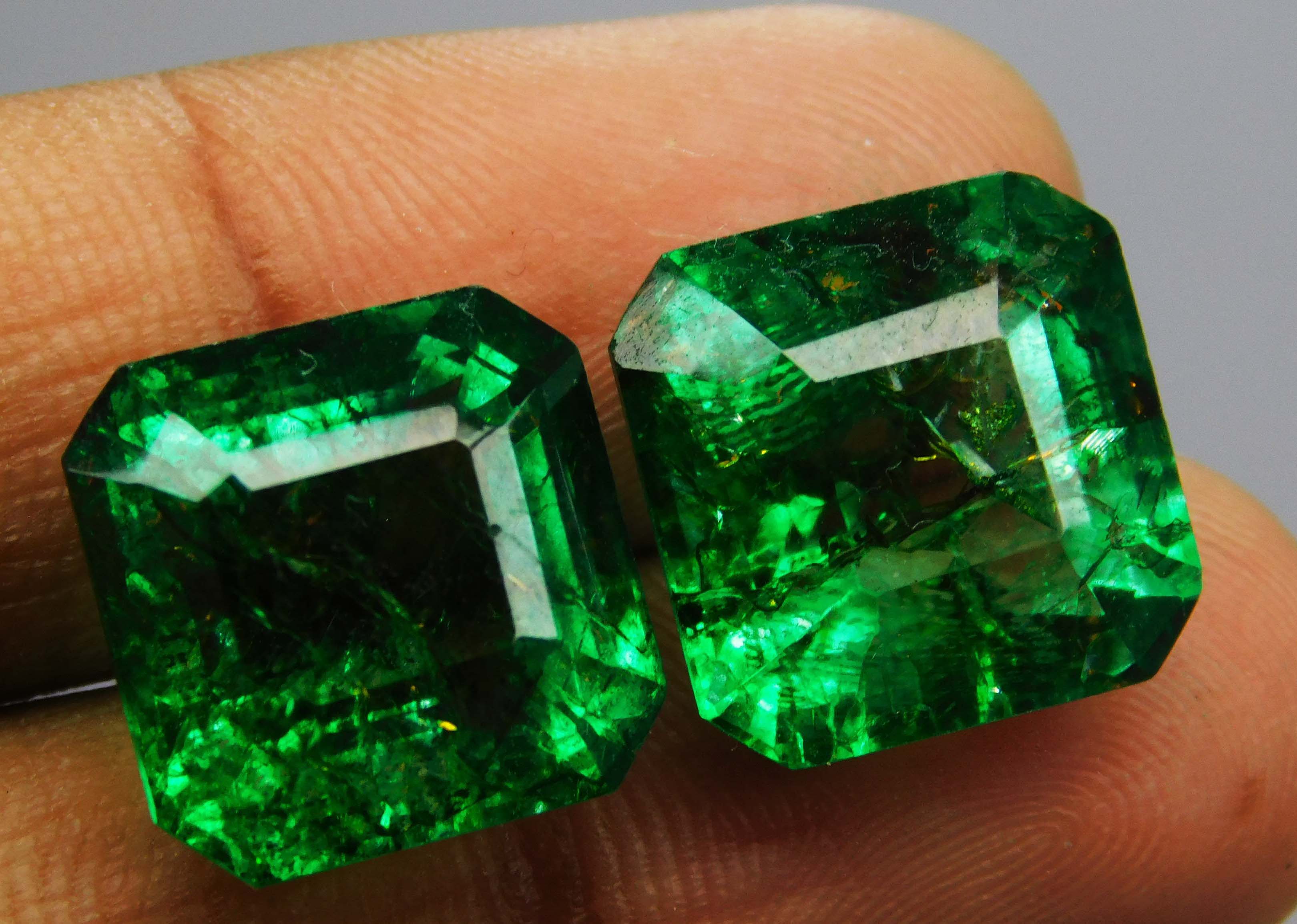 Green Emerald CERTIFIED 21.20 Ct Natural Loose Gemstone Pair Square Cut