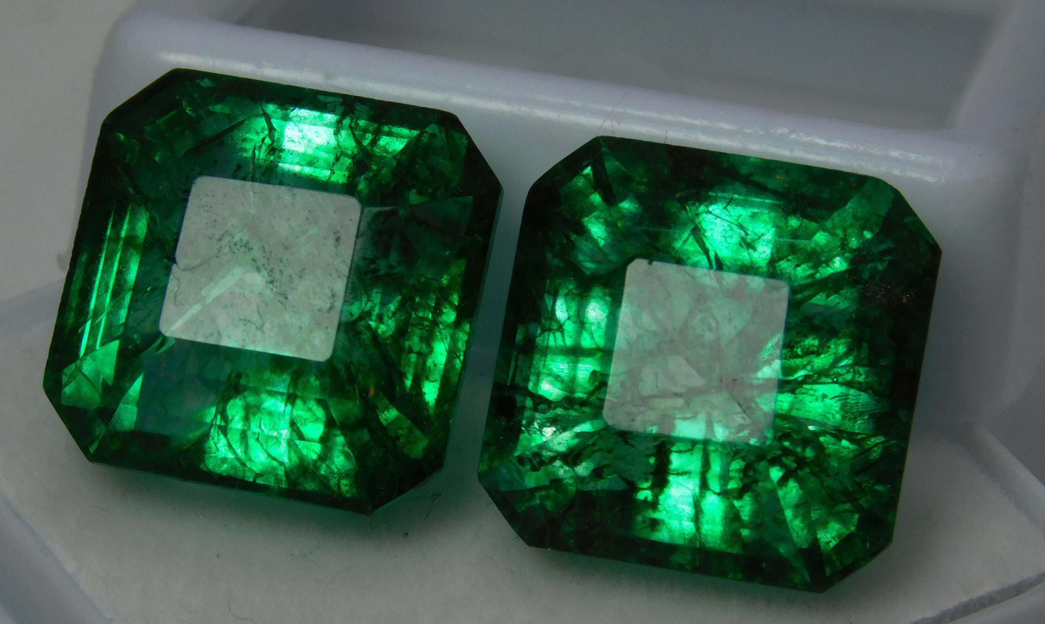 Green Emerald CERTIFIED 21.20 Ct Natural Loose Gemstone Pair Square Cut