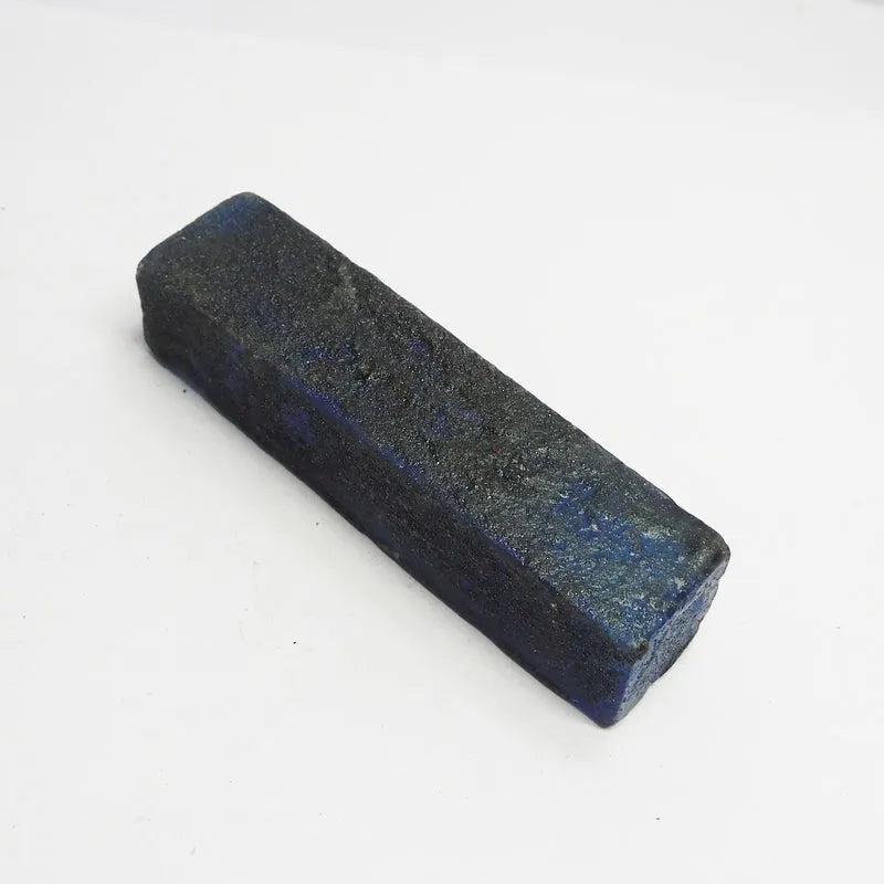 natural sapphire rock