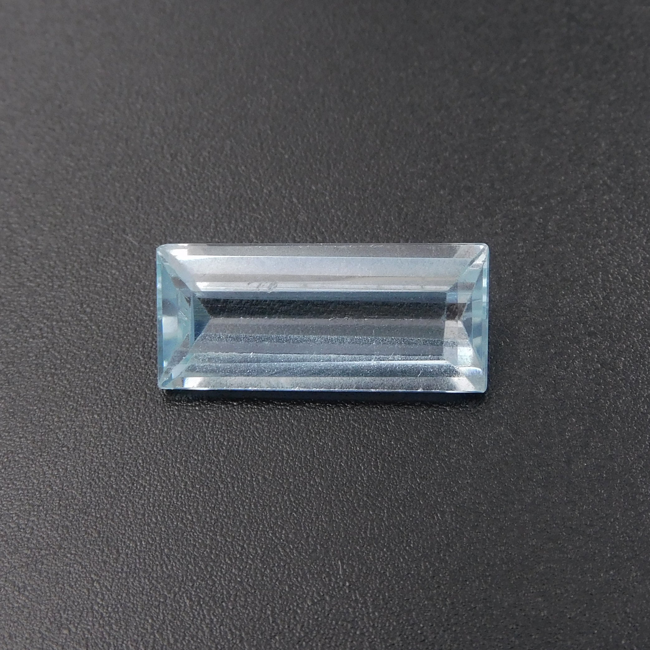 "Flawless Aquamarine "Baguette Shape Ocean 5.30 Carat Aquamarine Blue Natural Certified Loose Gemstone , Pendant Making Aqua Stone | Free Shipping Free Gift | Best Offer