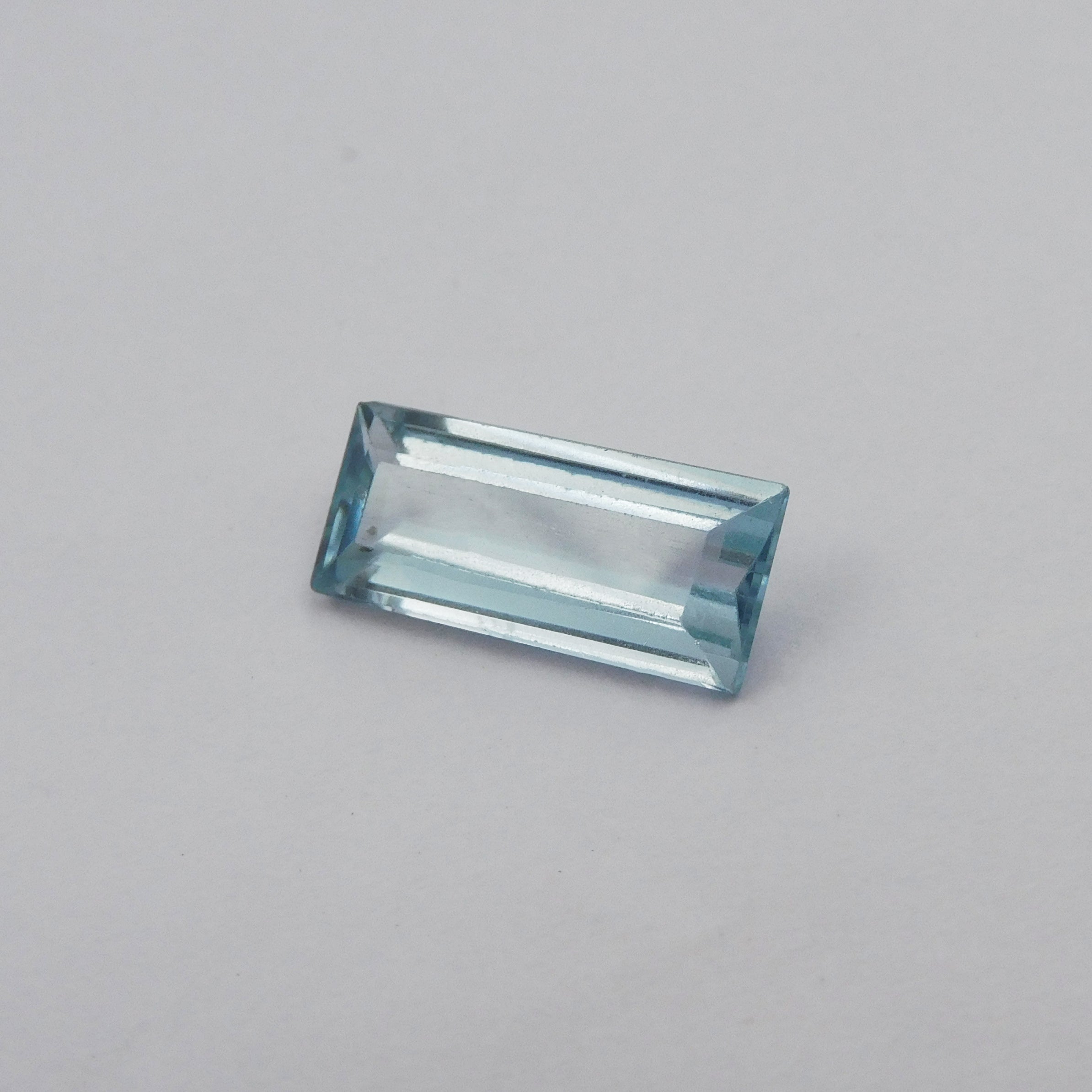 "Flawless Aquamarine "Baguette Shape Ocean 5.30 Carat Aquamarine Blue Natural Certified Loose Gemstone , Pendant Making Aqua Stone | Free Shipping Free Gift | Best Offer