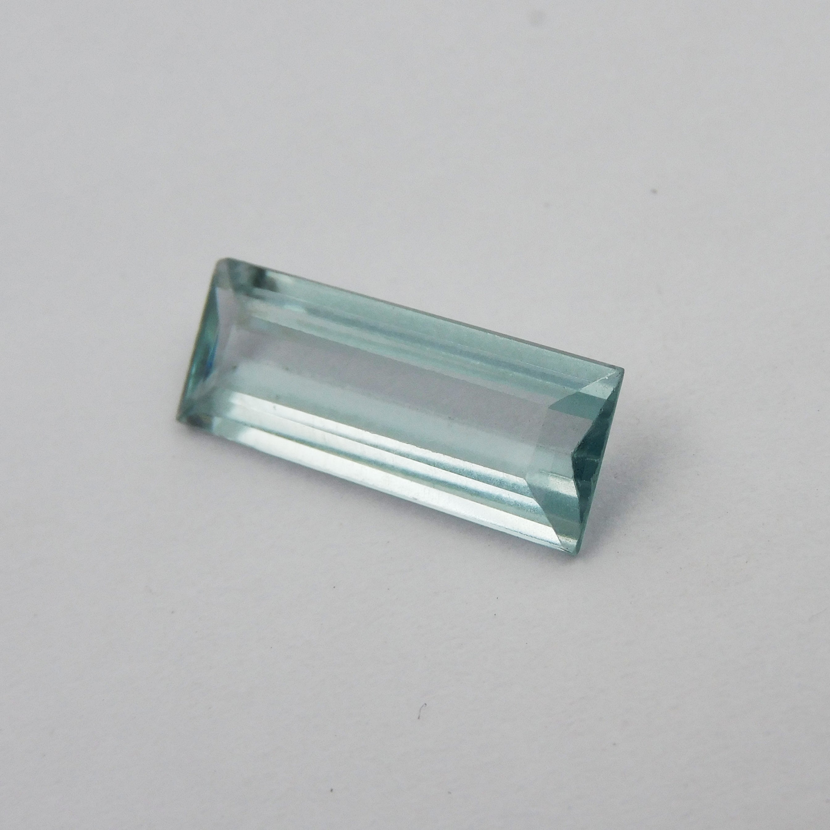 Loose Baguette Shape , Jwelery Making Good Quality Aquamarine , 7.32 Carat Natural Certified Loose Gemstone Blue Aquamarine