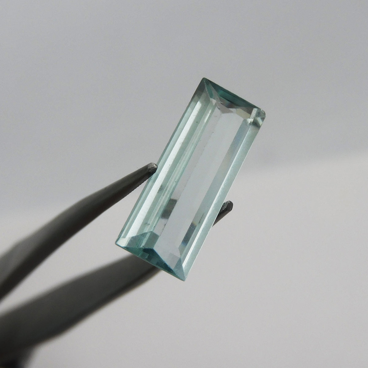 Loose Baguette Shape , Jwelery Making Good Quality Aquamarine , 7.32 Carat Natural Certified Loose Gemstone Blue Aquamarine