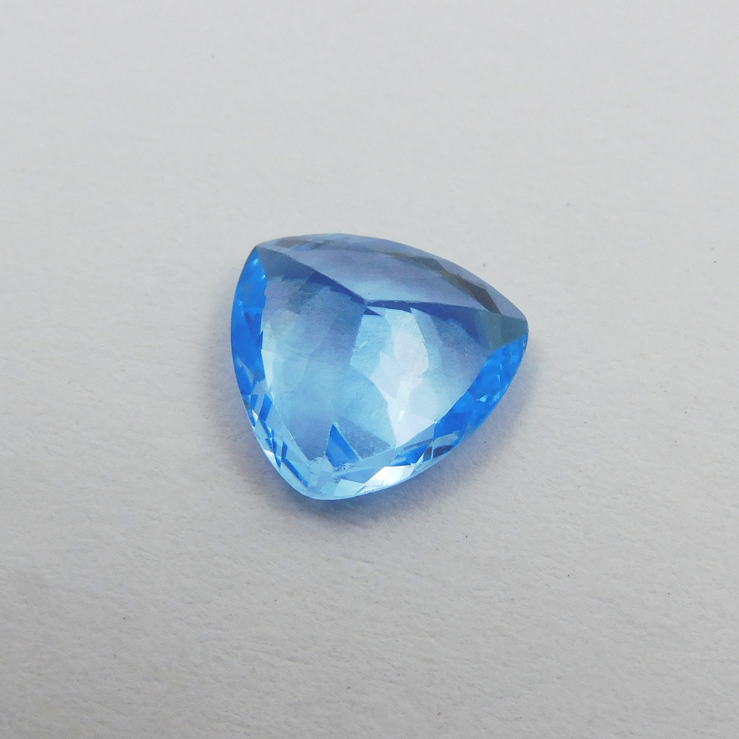 Natural 6.45 Carat Trillion Shape Blue CERTIFIED Sapphire Loose Gemstone