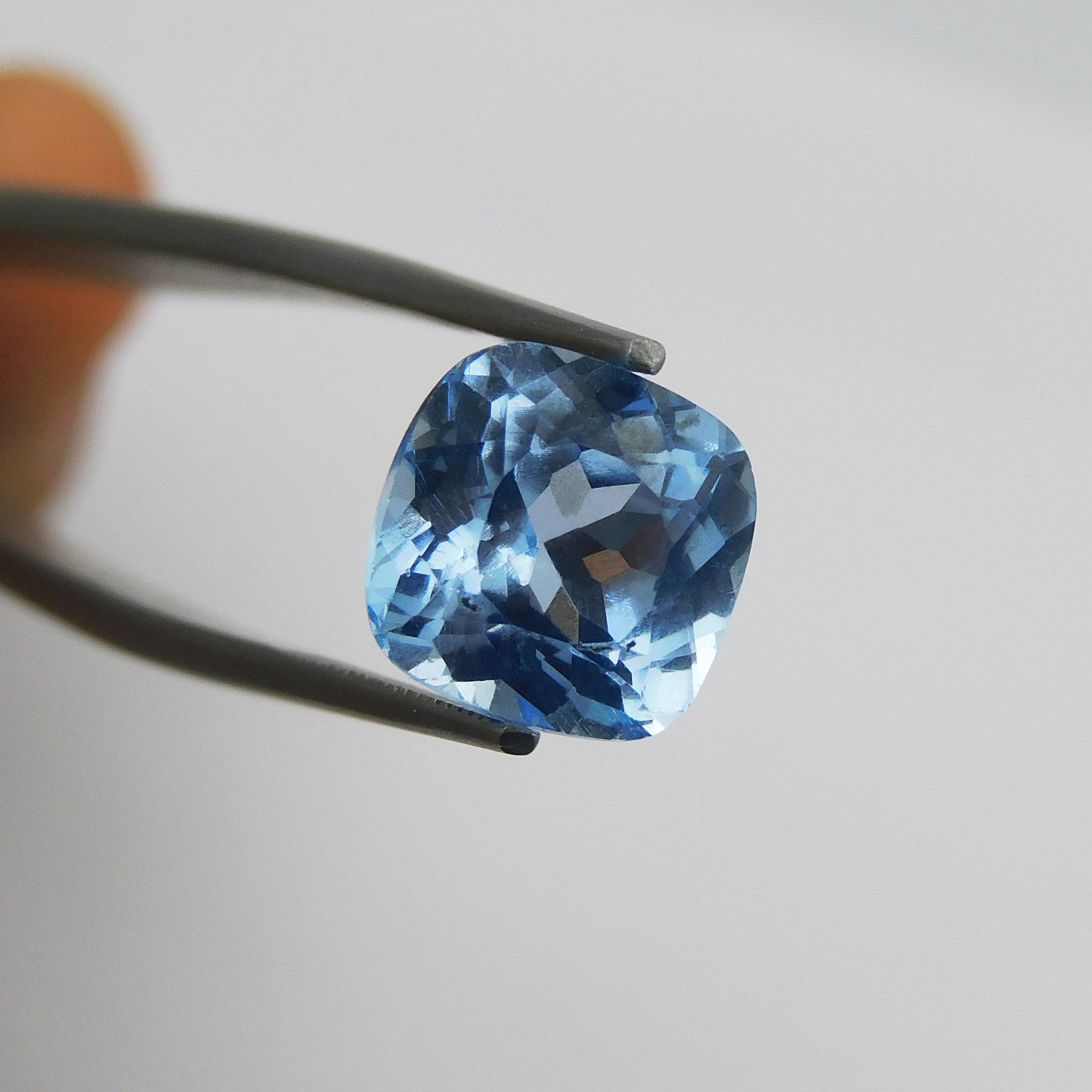 Square Cushion Shape Blue 3.85 Carat Natural Sapphire Loose Gemstone CERTIFIED