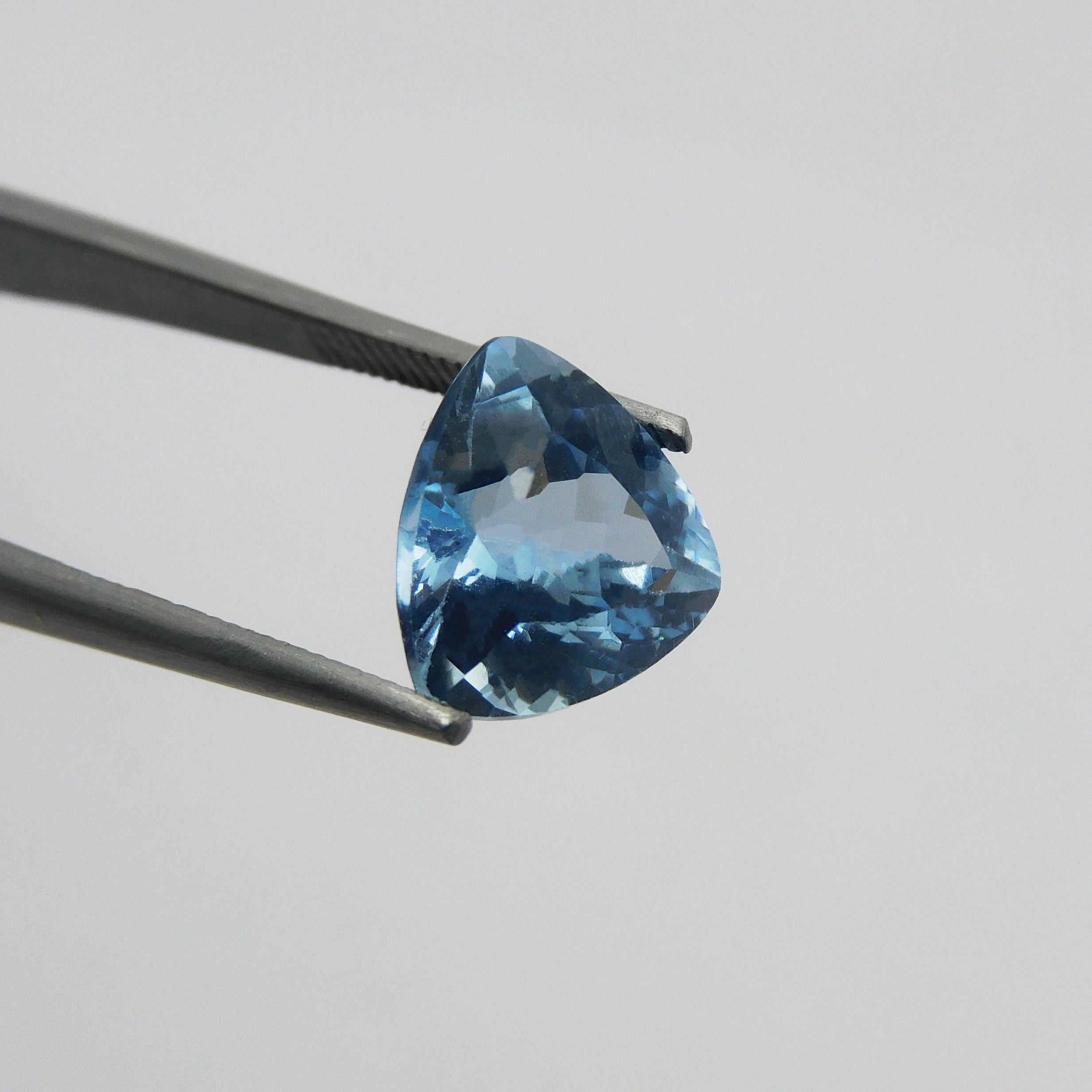 Trillion Cut CERTIFIED 3.45 Ct Natural Loose Gemstone Blue Sapphire Earring Size