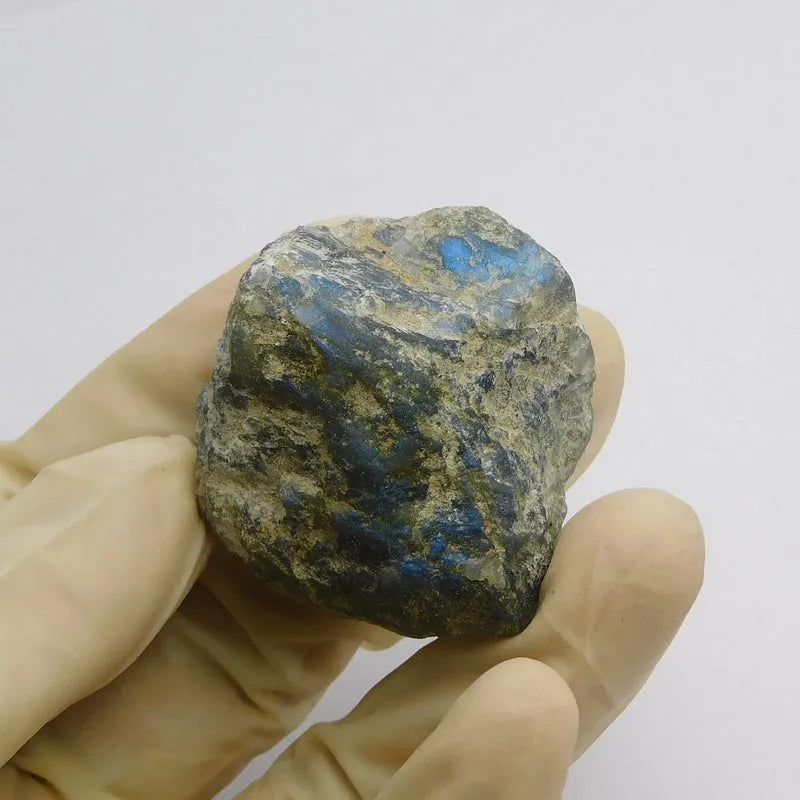 natural sapphire rock