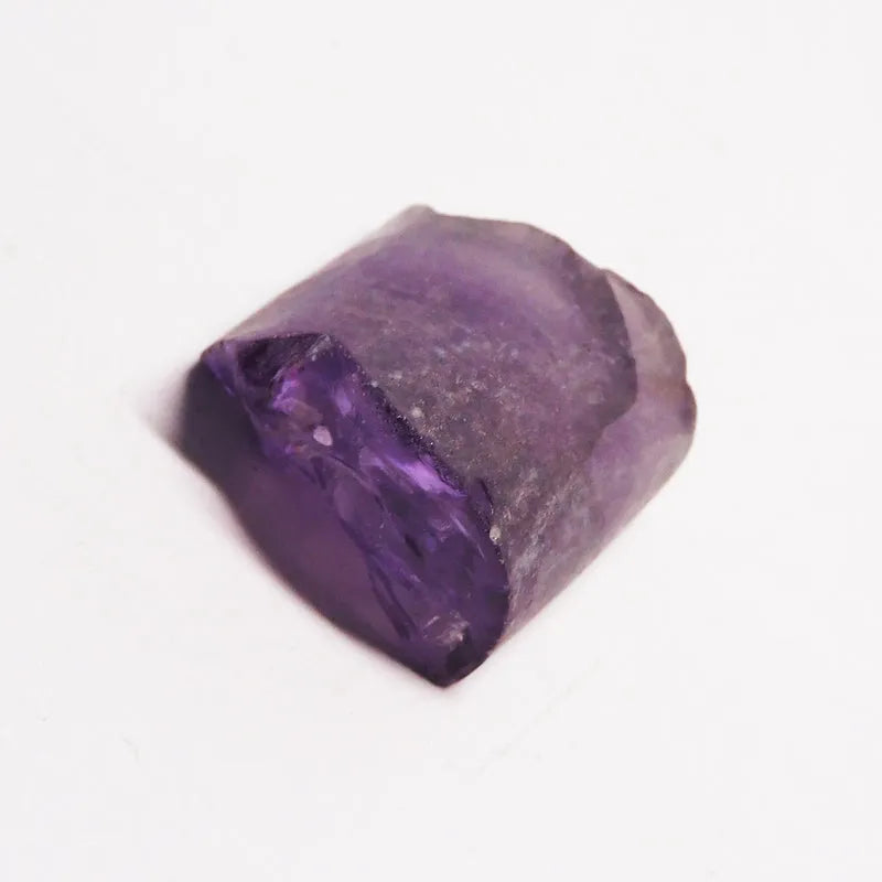 Natural Alexandrite Jewelry alexandrite rough close up