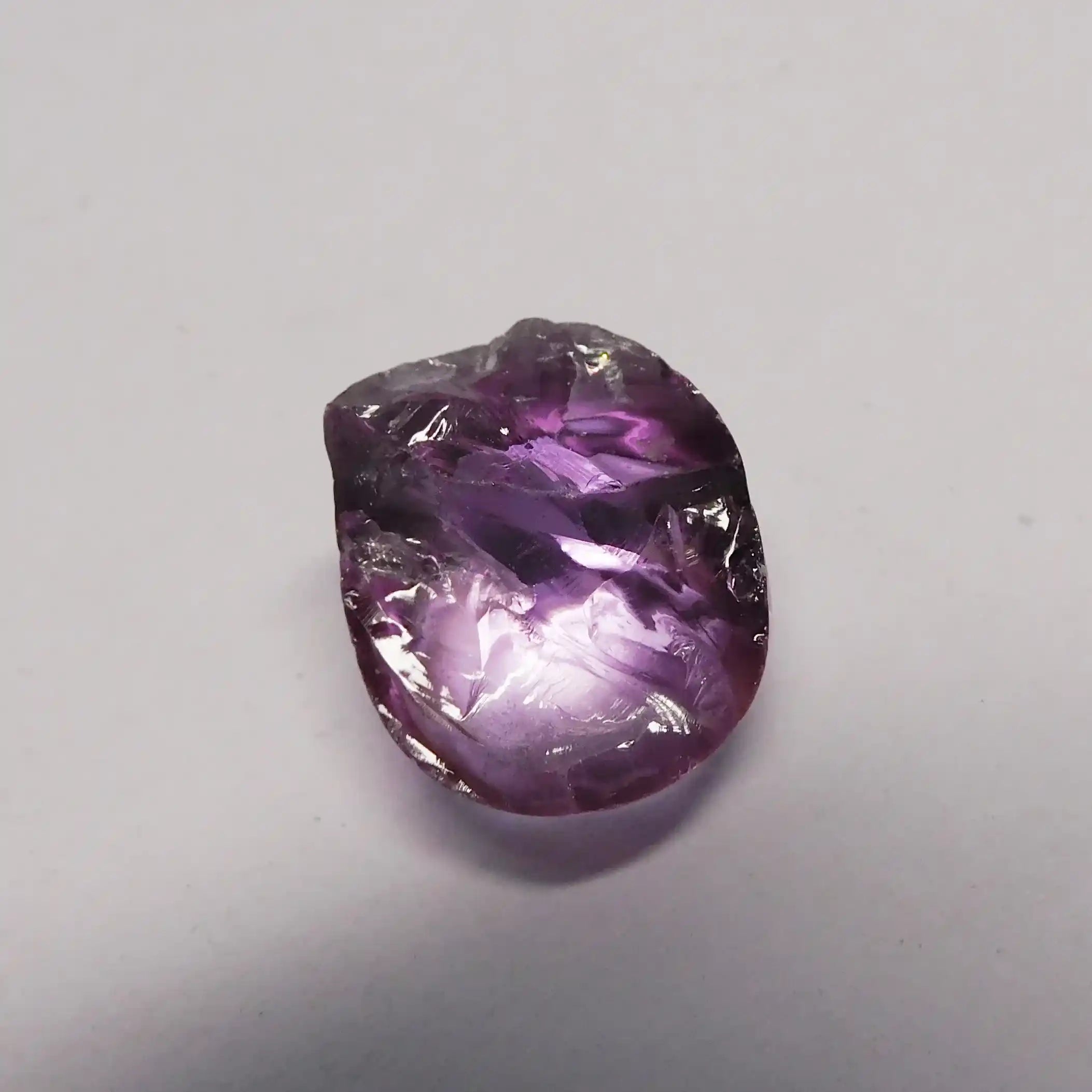 Natural rough alexandrite 31.75 ct certified color change stone