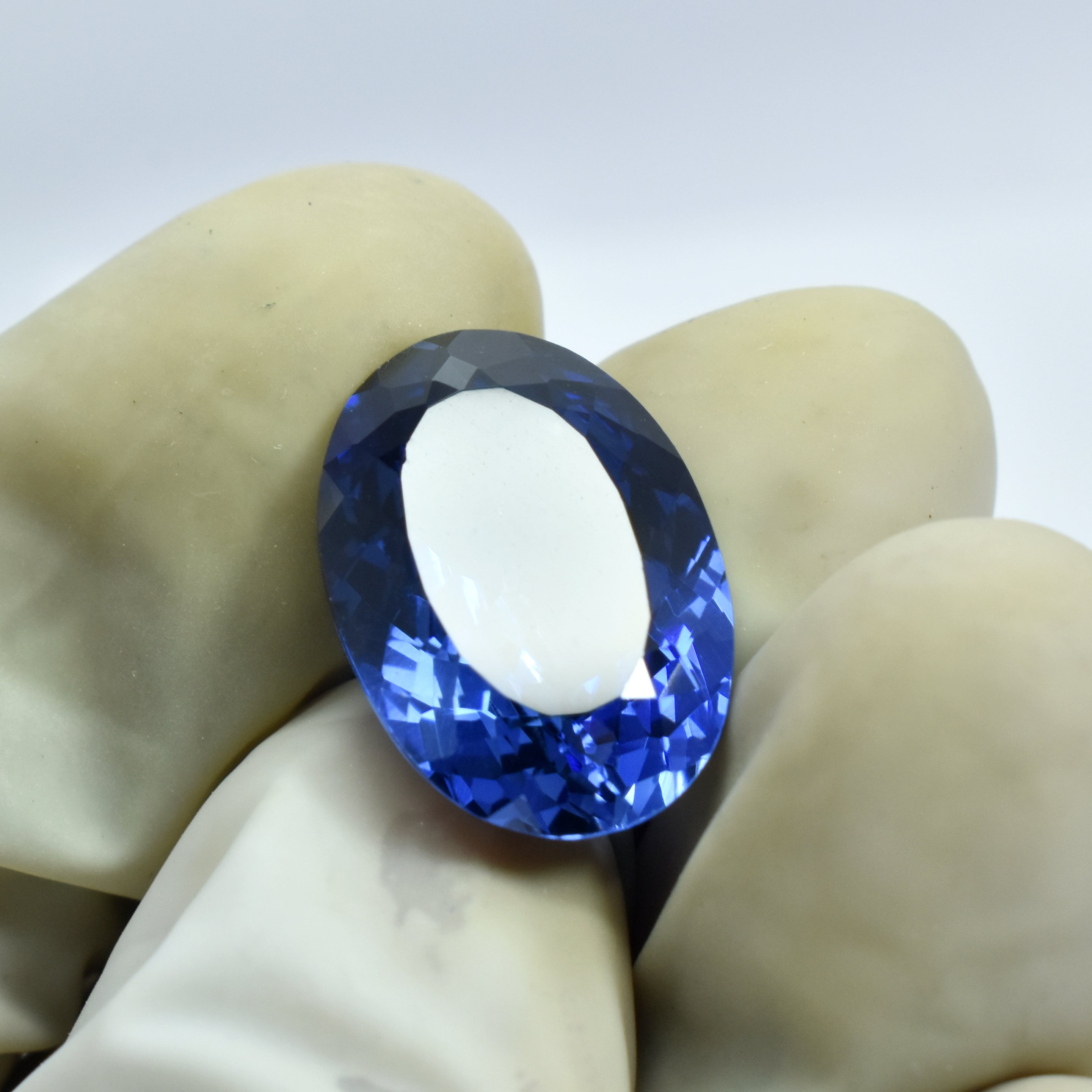 Blue Tanzanite Most Demandable Stone 10.35 Carat Natural Certified Oval Shape Blue Tanzanite Loose Gemstone Tanzanite Pendant Making Stone