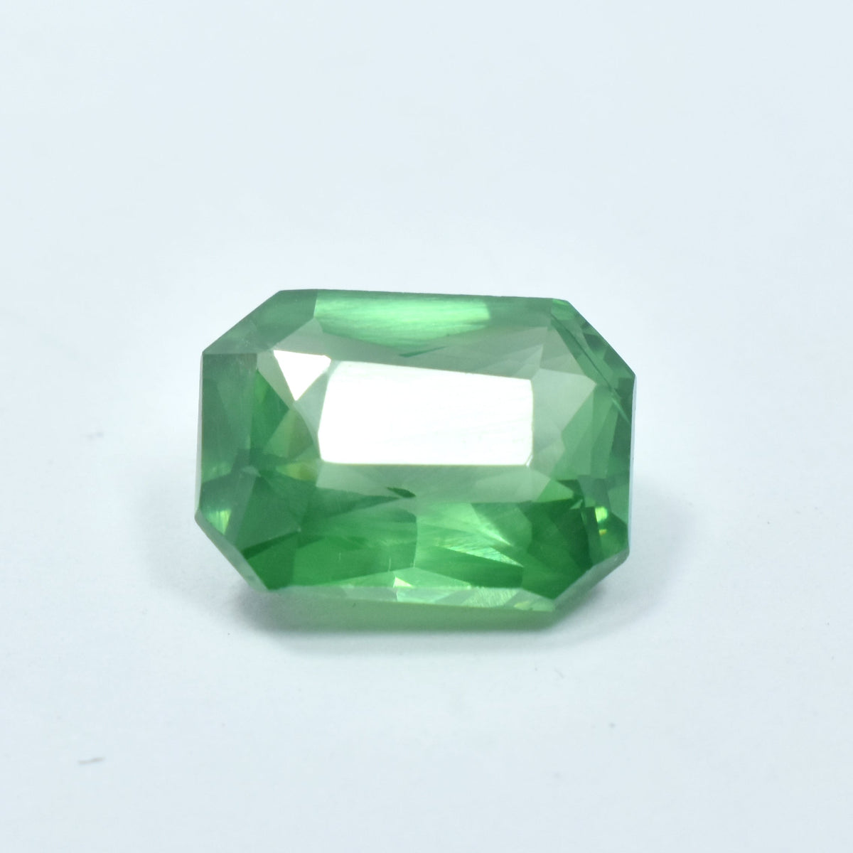 Brazilian Garnet Stone Natural Tsavorite 7.65 Carat Green Garnet Emerald Shape Certified Loose Gemstone Green Garnet For Jewelry Making Gemstone