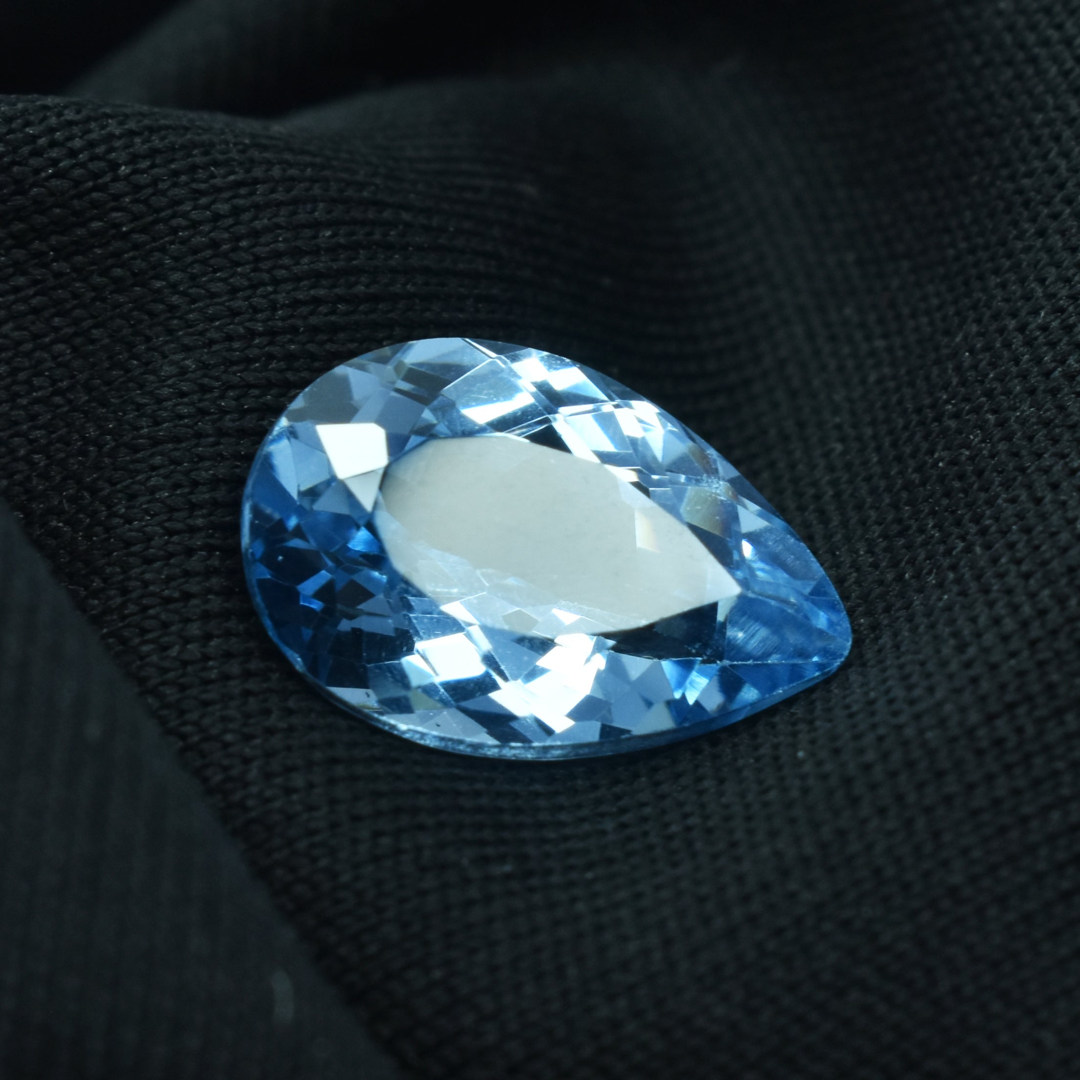 Natural Blue Sapphire 10.23 Carat Natural Flawless Ceylon Sapphire Certified Blue Pear Shape Loose Gemstone Most Genuine Blue Sapphire For Jewelry Making Gemstone Natural Blue Sapphire Gemstone - Free Delivery Free Gift