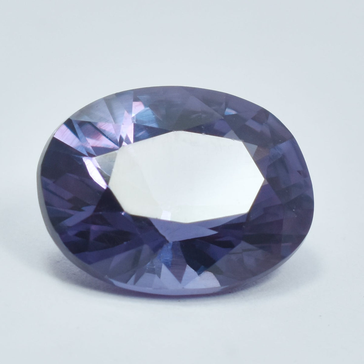 Beautiful Oval Cut Certified Alex 7.00 Carat Natural Alexandrite Color-Change Loose Gemstone