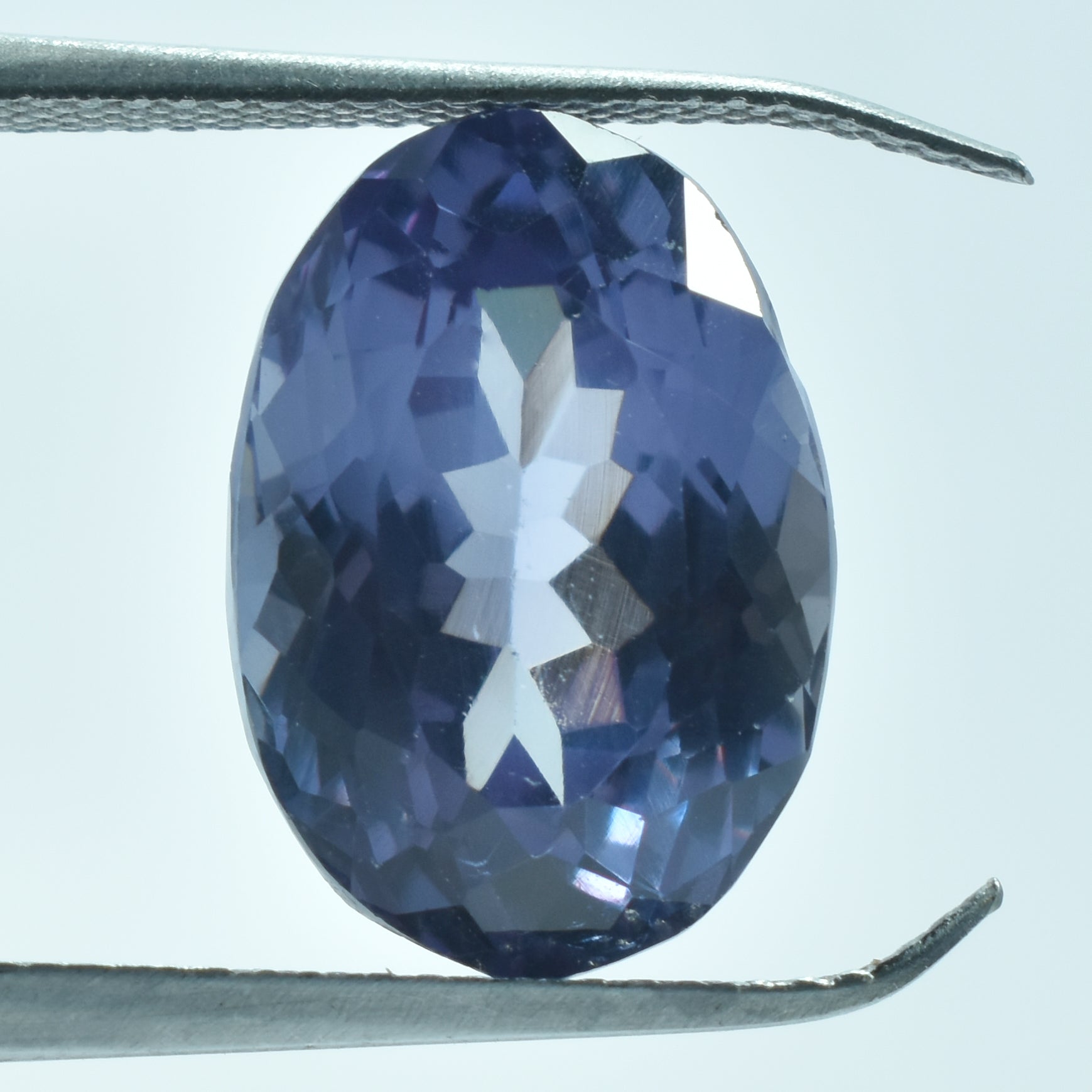 Impressive Alexandrite Gemstone 7.35 Carat Oval Cut Natural Alexandrite Color-Change Certified Loose Gemstone