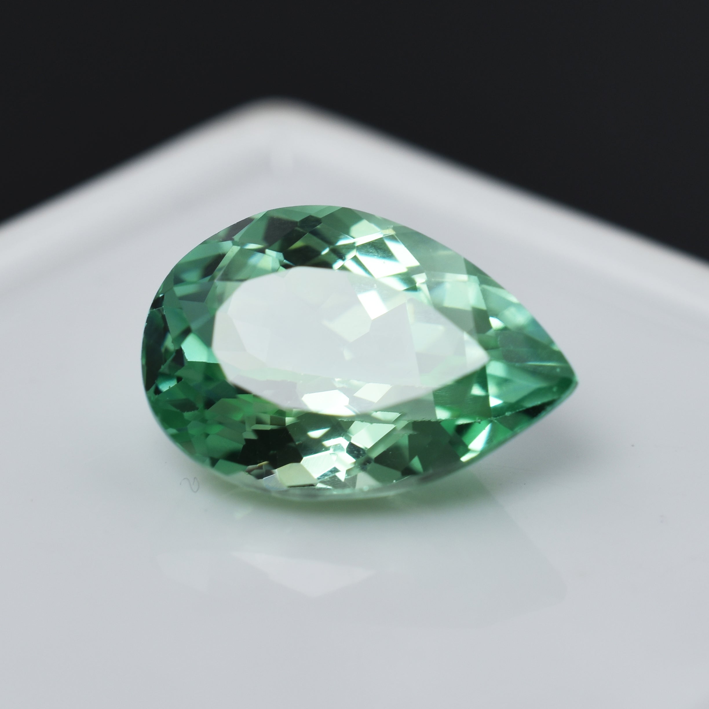 Pear Cut 7.95 Carat Natural Bluish Green Sapphire CERTIFEID Loose Gemstone Ring Size Sapphire | Free Delivery Free Gift