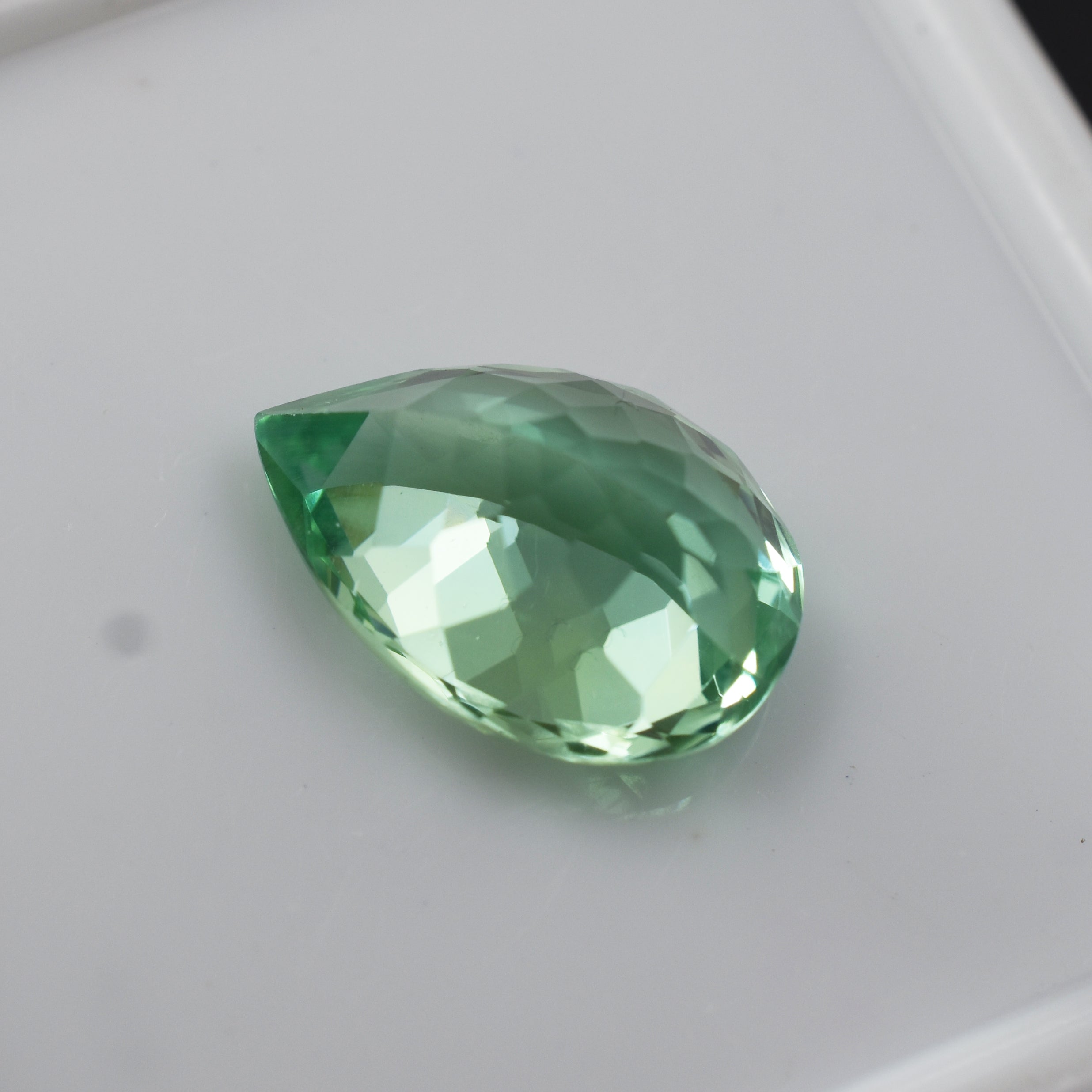 Pear Cut 7.95 Carat Natural Bluish Green Sapphire CERTIFEID Loose Gemstone Ring Size Sapphire | Free Delivery Free Gift