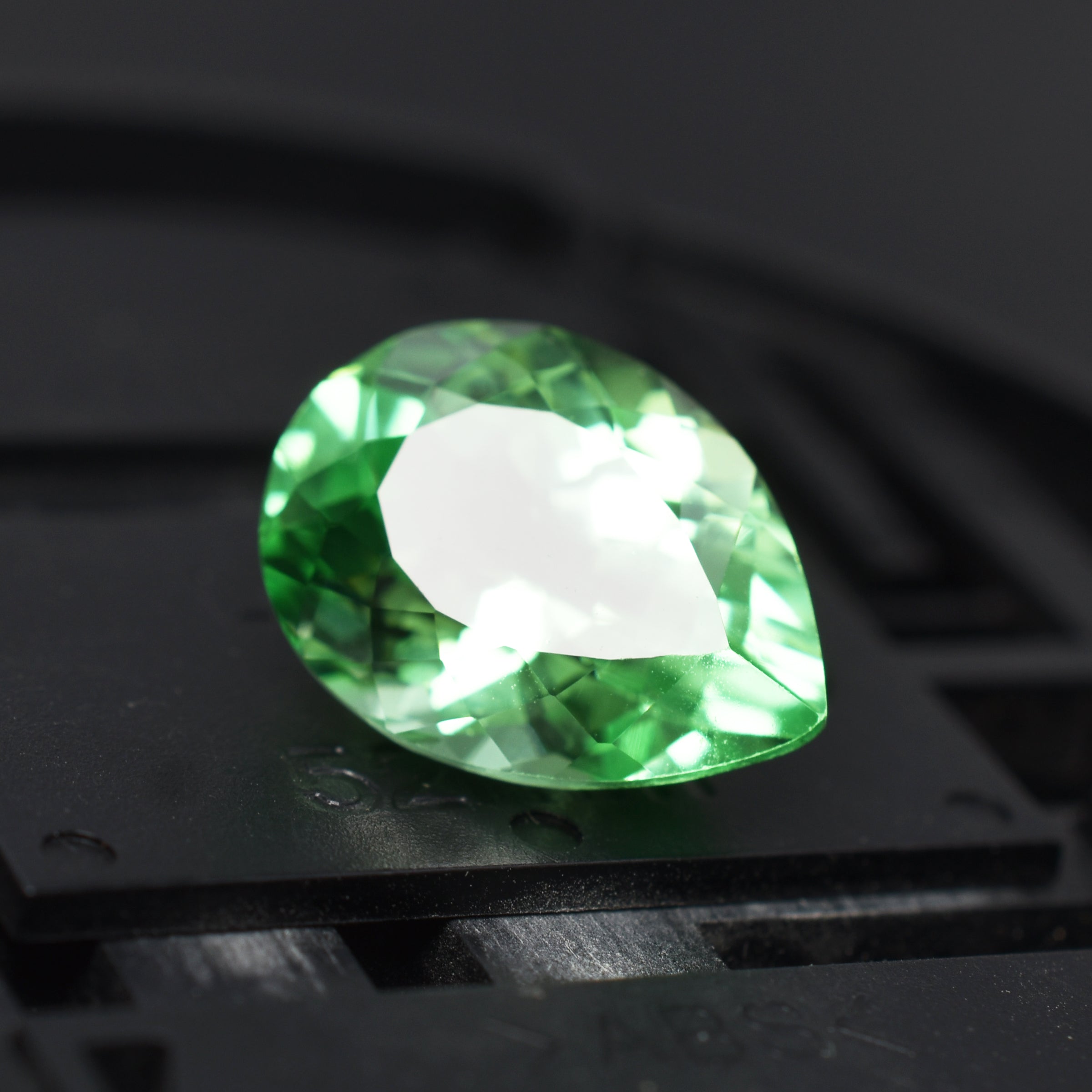 Natural Bluish Green Sapphire 5.90 Carat Pear Cut Montana Sapphire For Ring Making Loose Gemstone CERTIFIED