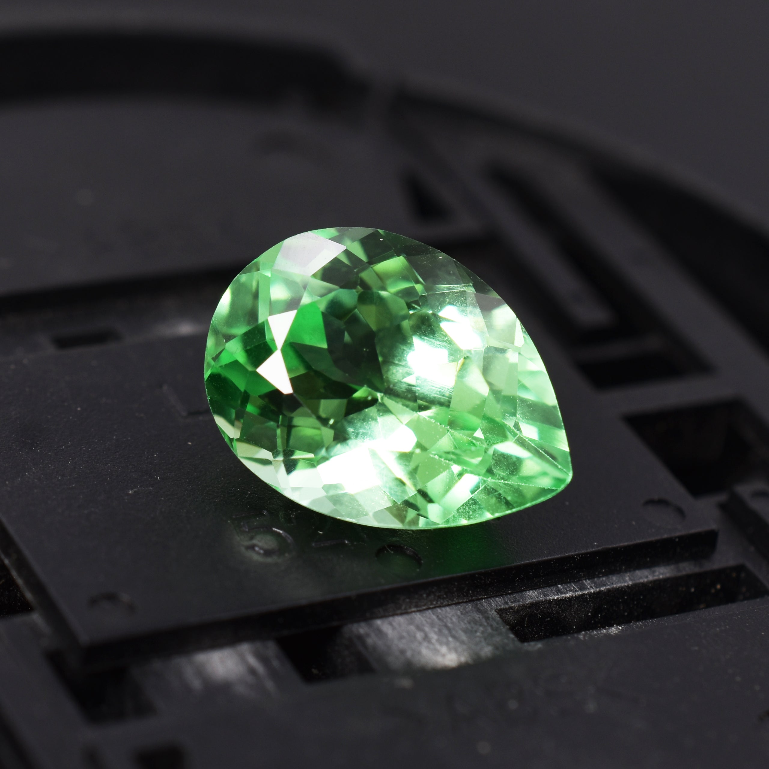 Natural Bluish Green Sapphire 5.90 Carat Pear Cut Montana Sapphire For Ring Making Loose Gemstone CERTIFIED